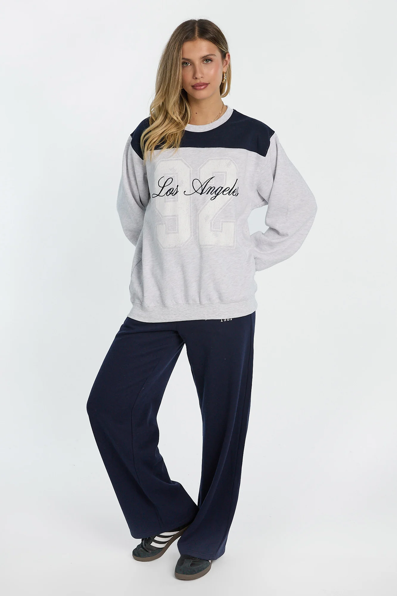 Oversized Crew Neck Sweatshirt - Image 12
