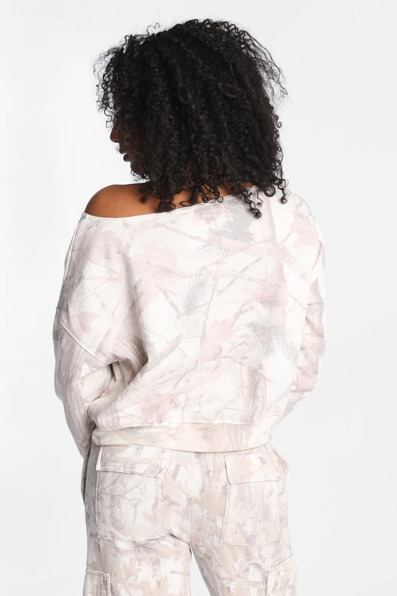 Off-Shoulder Sweatshirt - Image 3