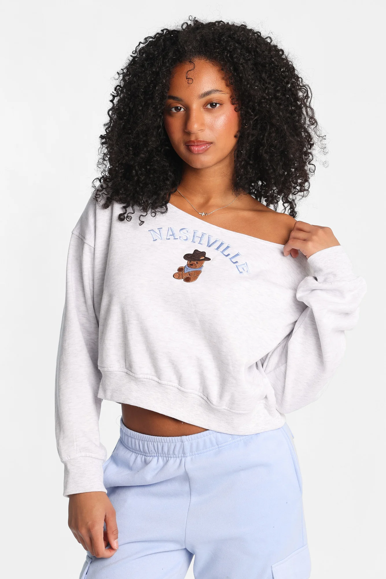 Off-Shoulder Sweatshirt - Image 9