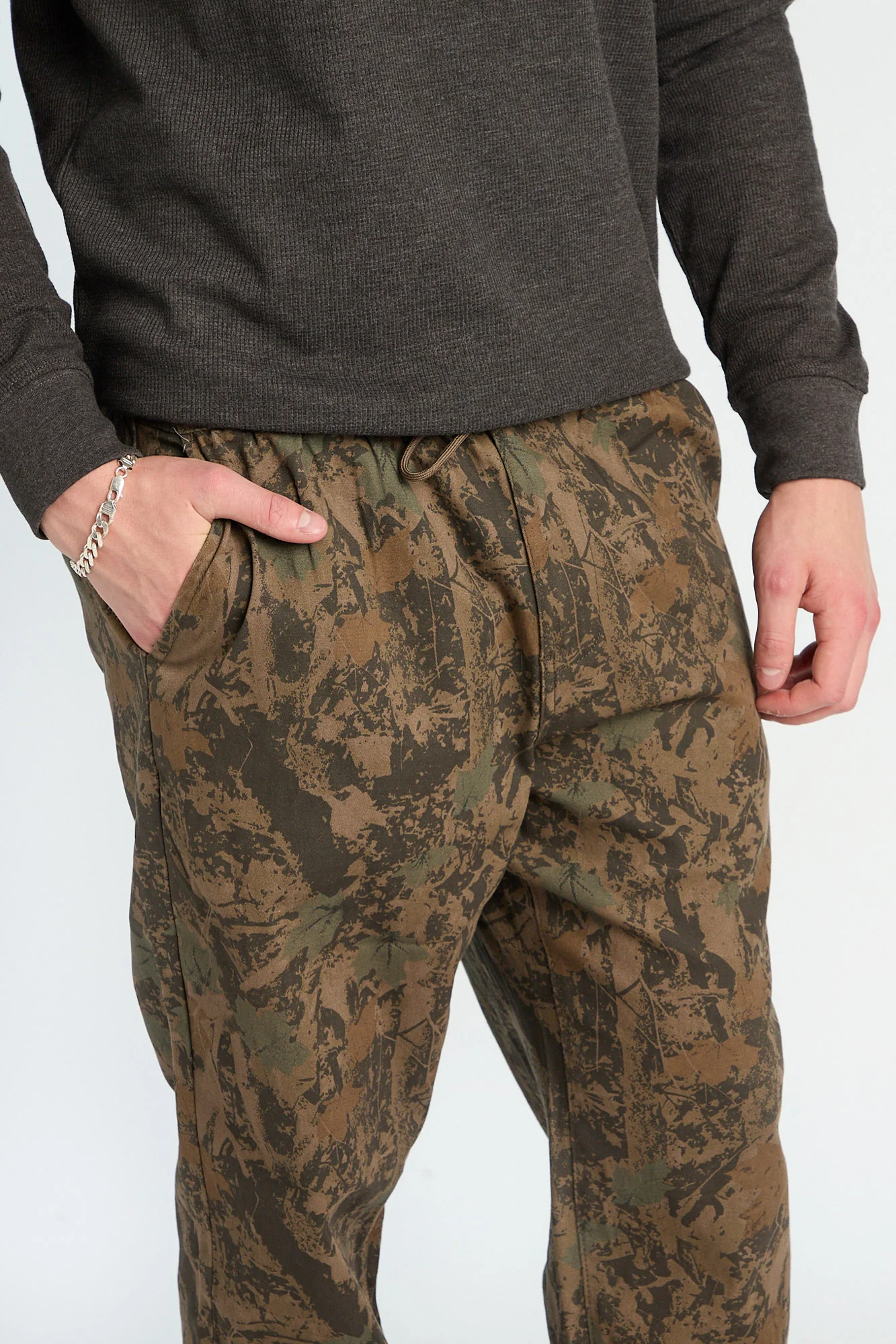Relaxed Twill Pants - Image 10