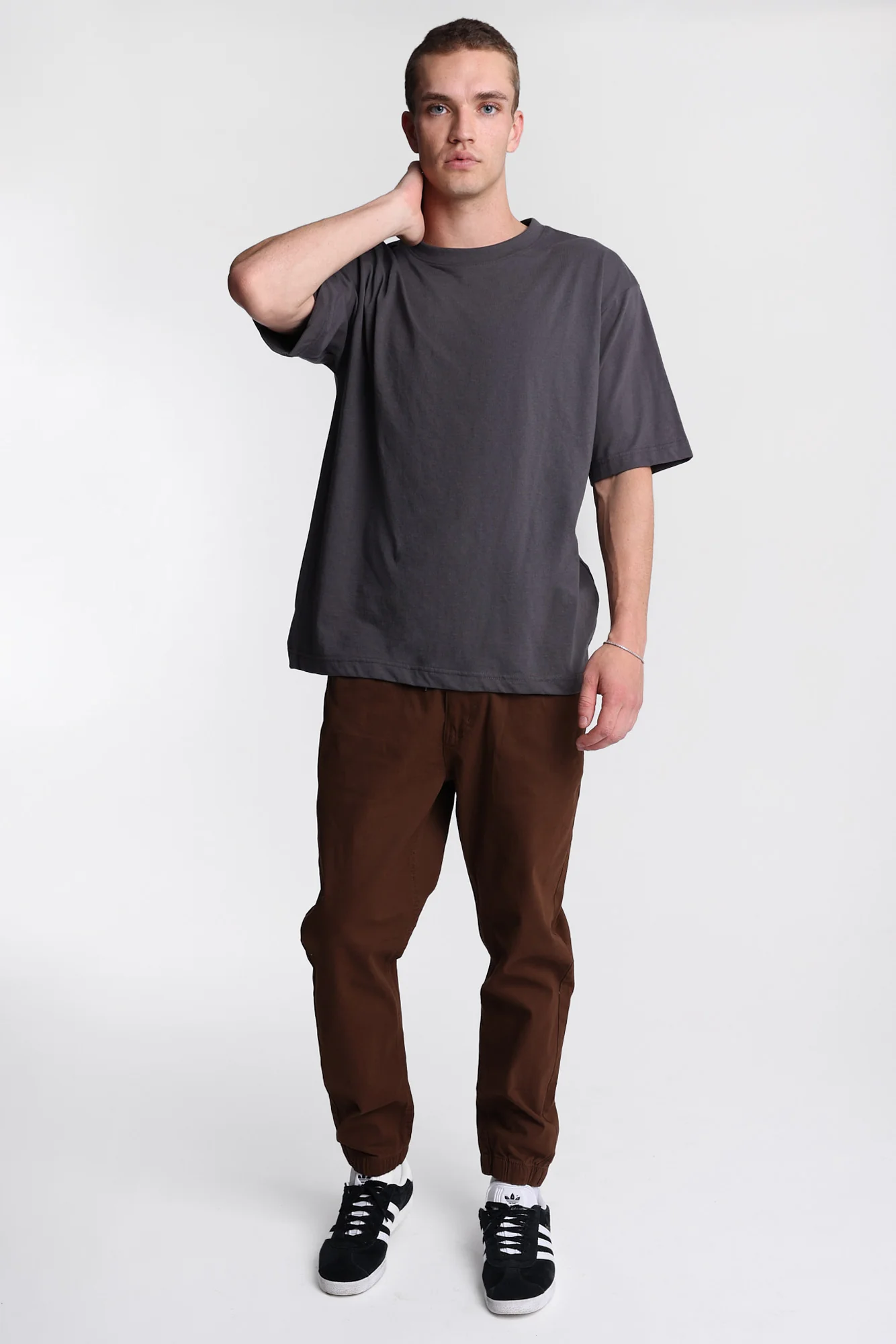 Relaxed Twill Jogger - Image 21