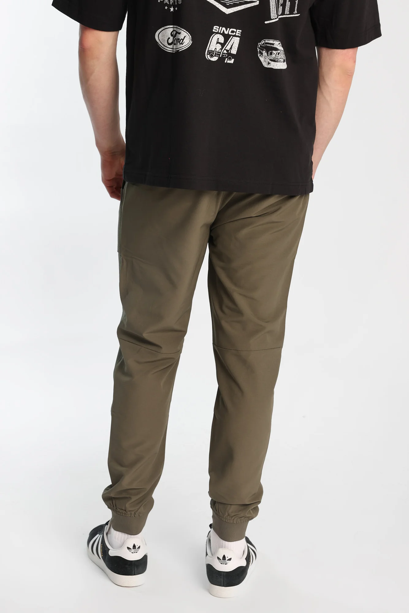 North Western Traveler Jogger - Image 13