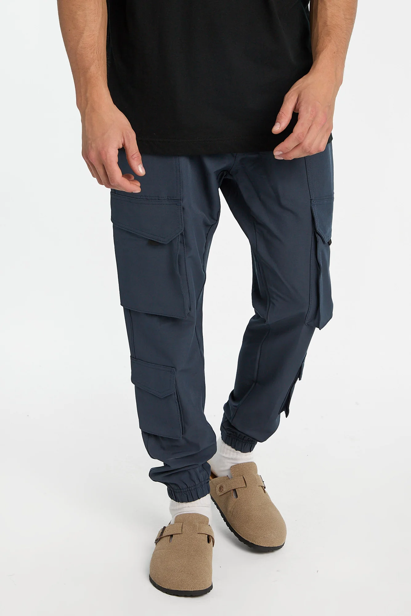 Traveler Utility Jogger - Image 14