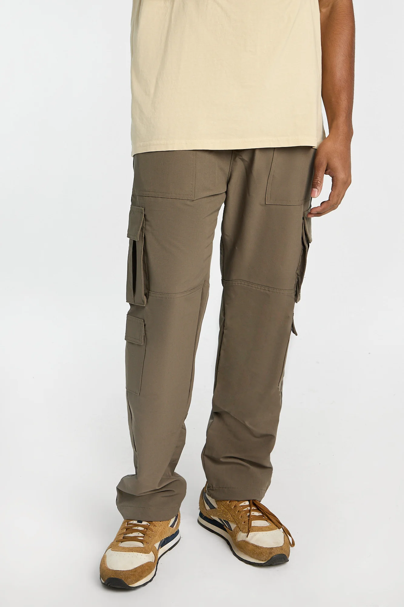 Traveler Cargo Jogger - Image 17