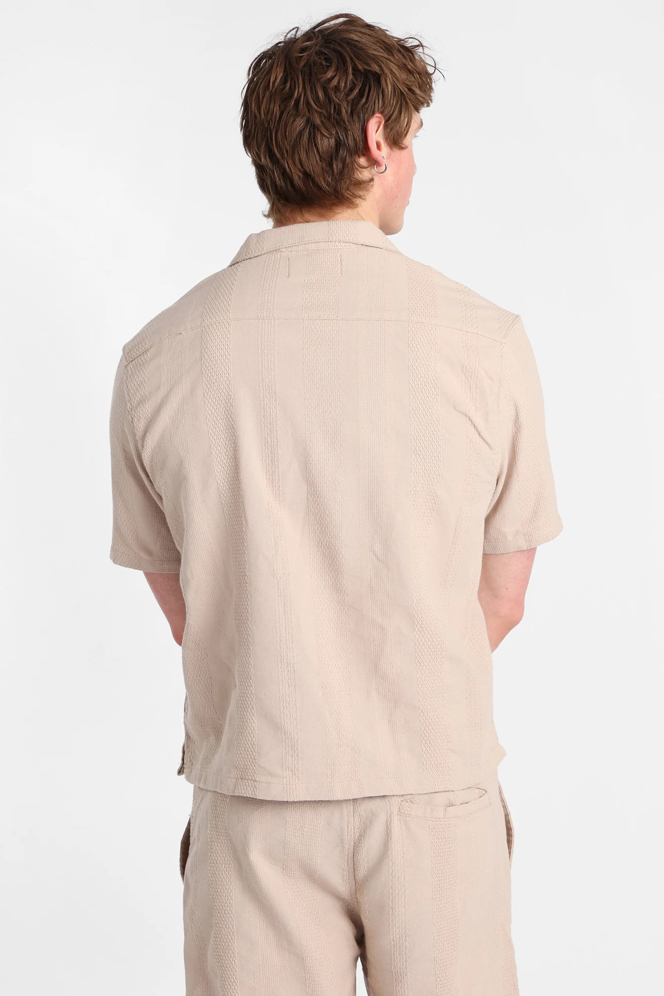 Textured Vertically Striped Short Sleeve Shirt - Image 15