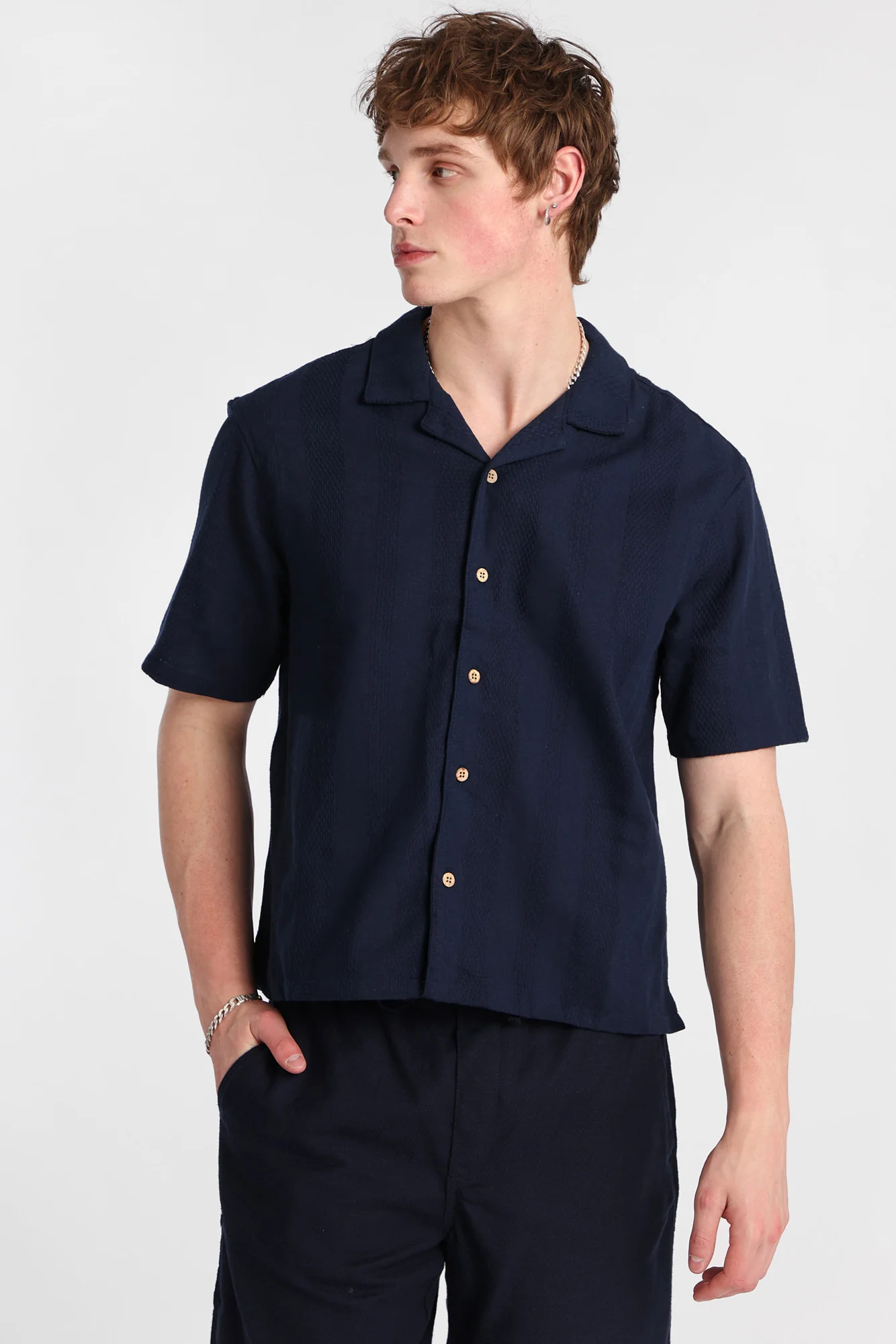 Textured Vertically Striped Short Sleeve Shirt - Image 17
