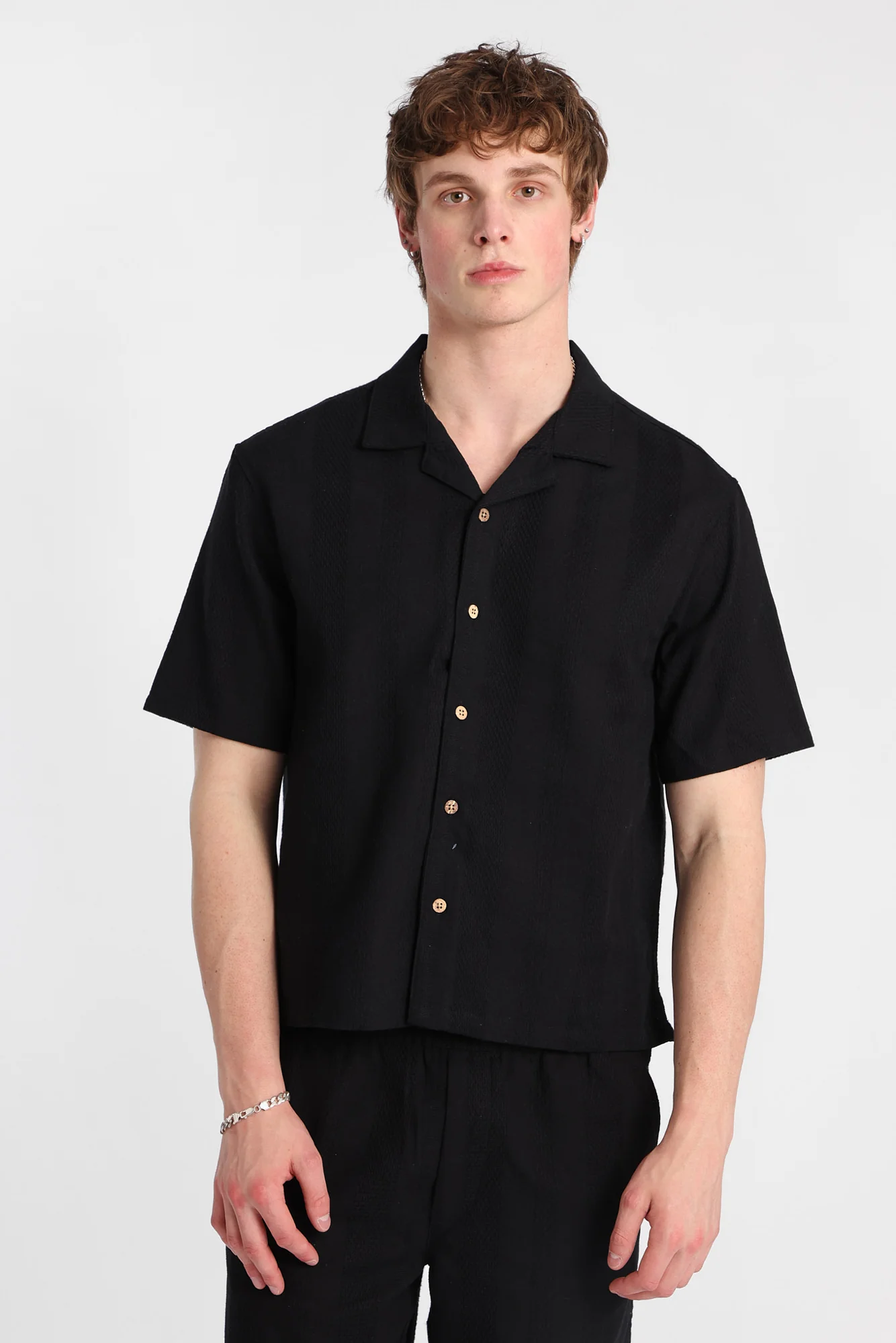 Textured Vertically Striped Short Sleeve Shirt - Image 6