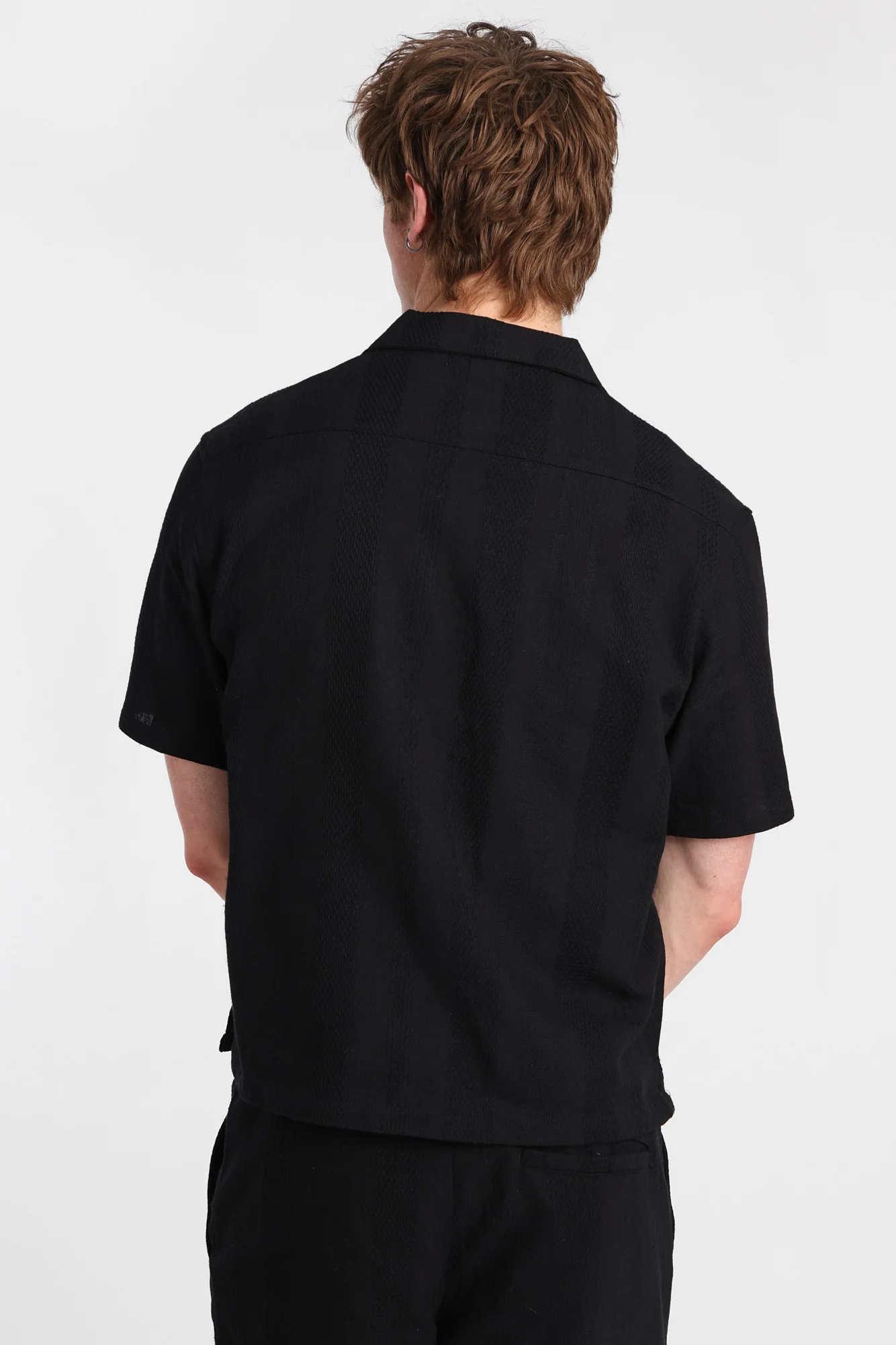 Textured Vertically Striped Short Sleeve Shirt - Image 8