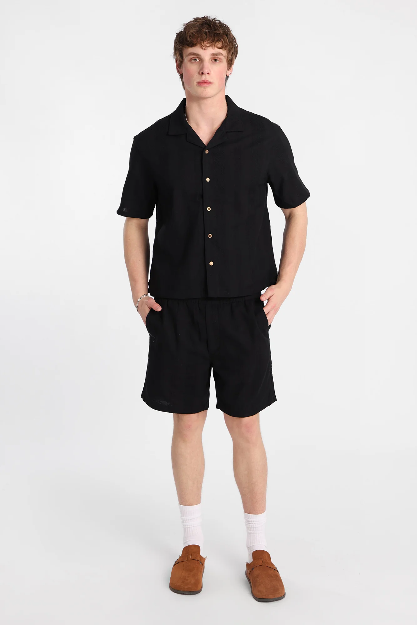 Textured Vertically Striped Short Sleeve Shirt - Image 9