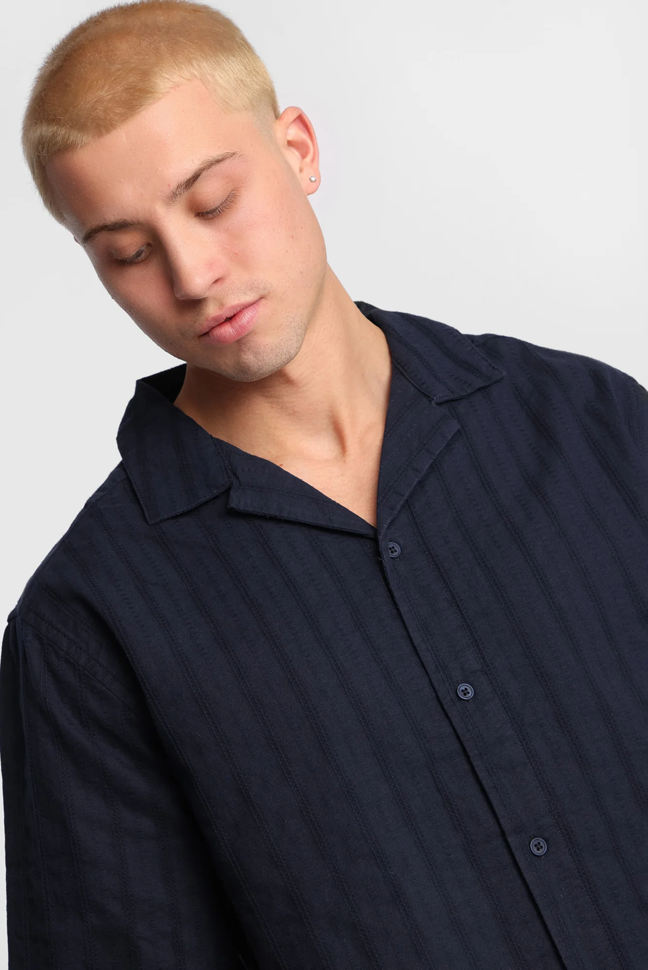 Cotton Textured Lace Pattern Short Sleeve Shirt - Image 10