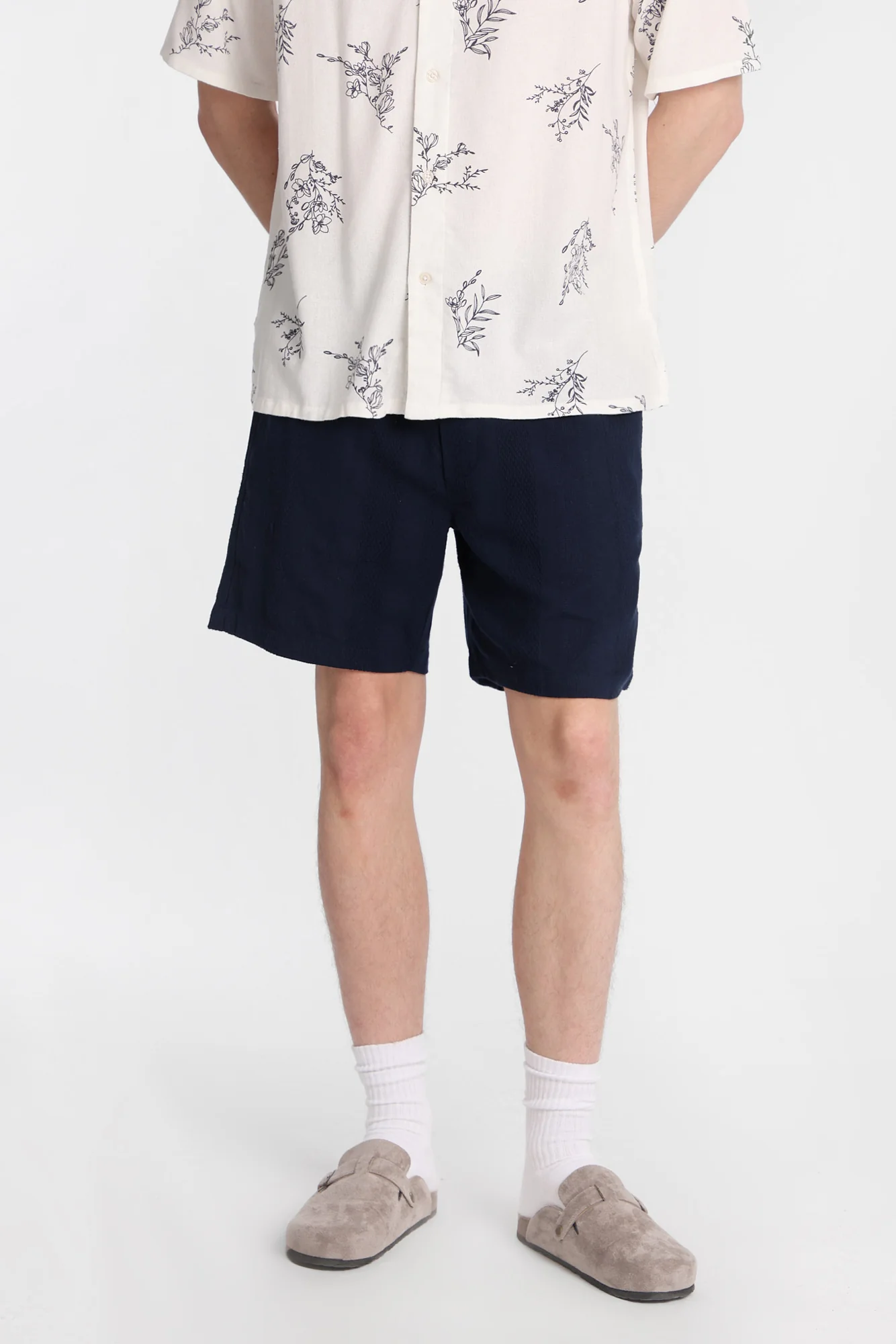 Textured Vertically Striped Shorts - Image 17