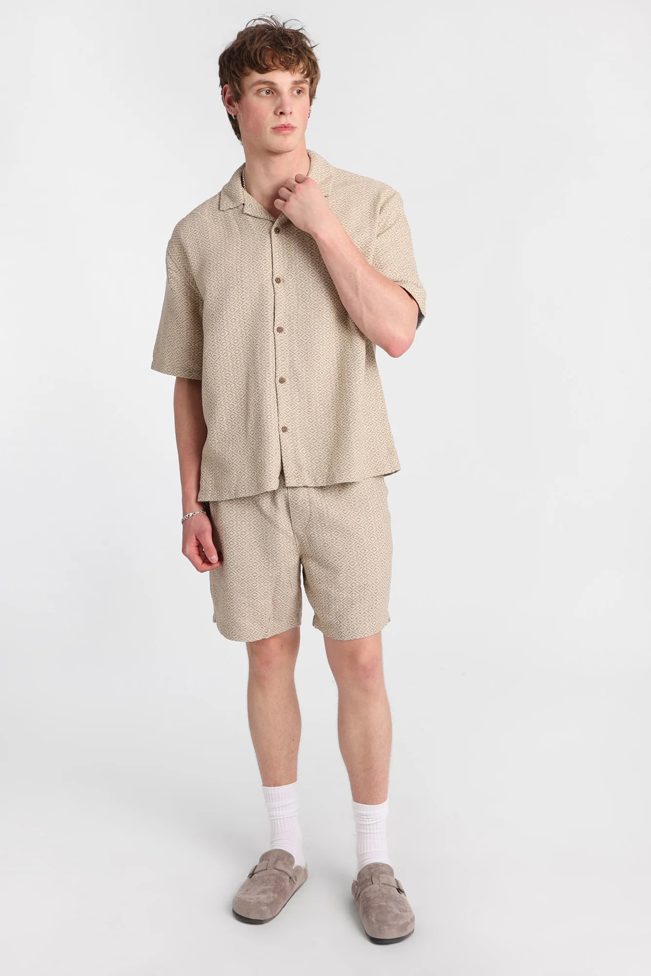 Textured Geometric Shorts - Image 4