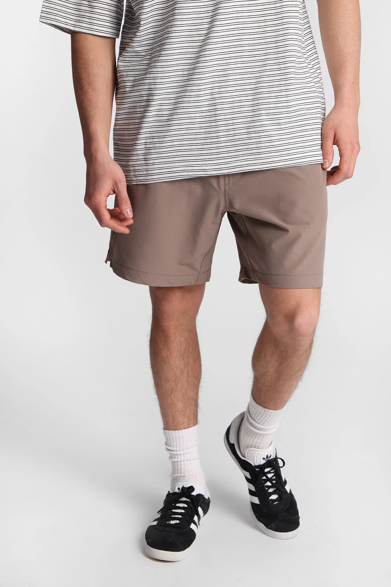 Traveler Active Shorts - Image 13