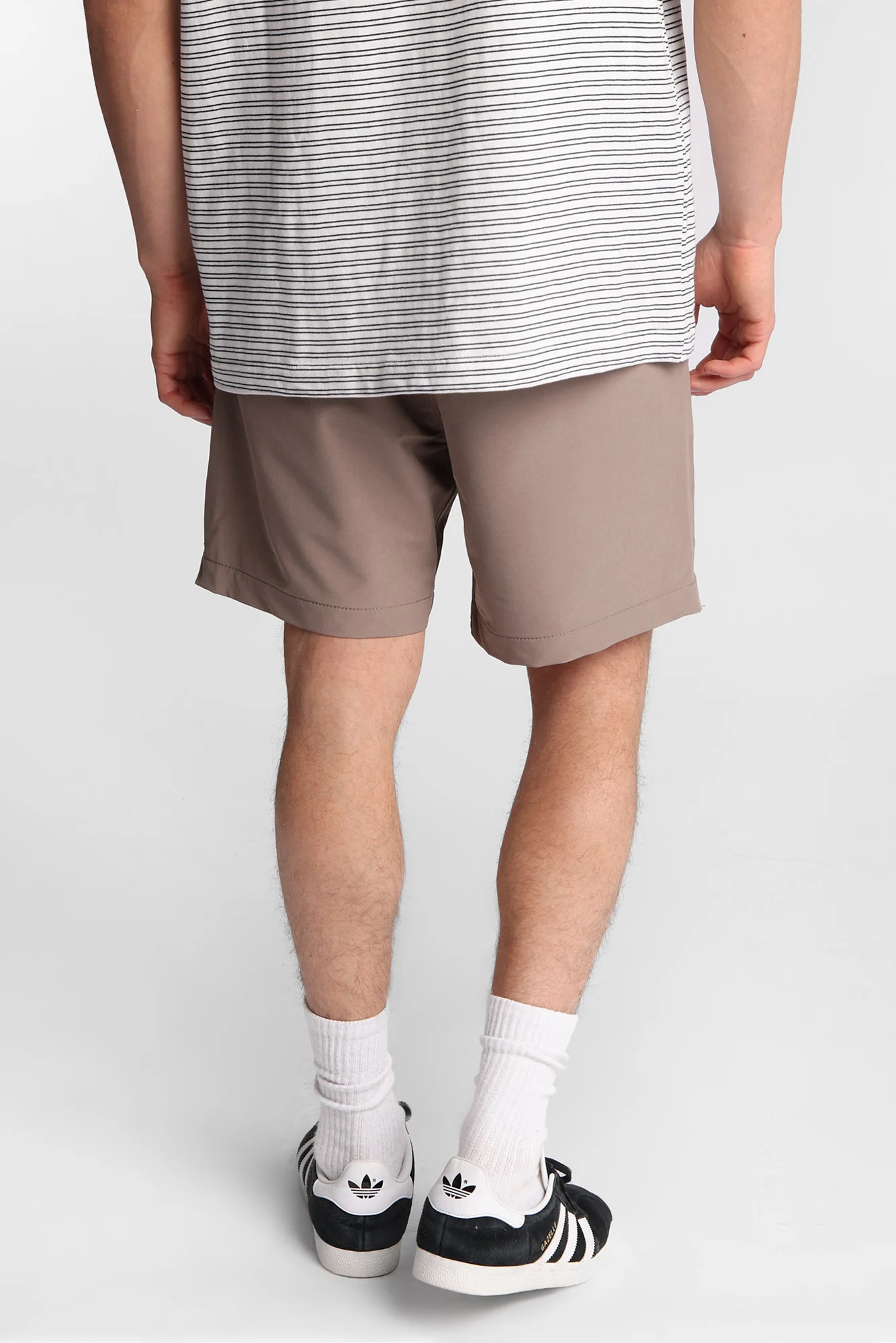 Traveler Active Shorts - Image 15
