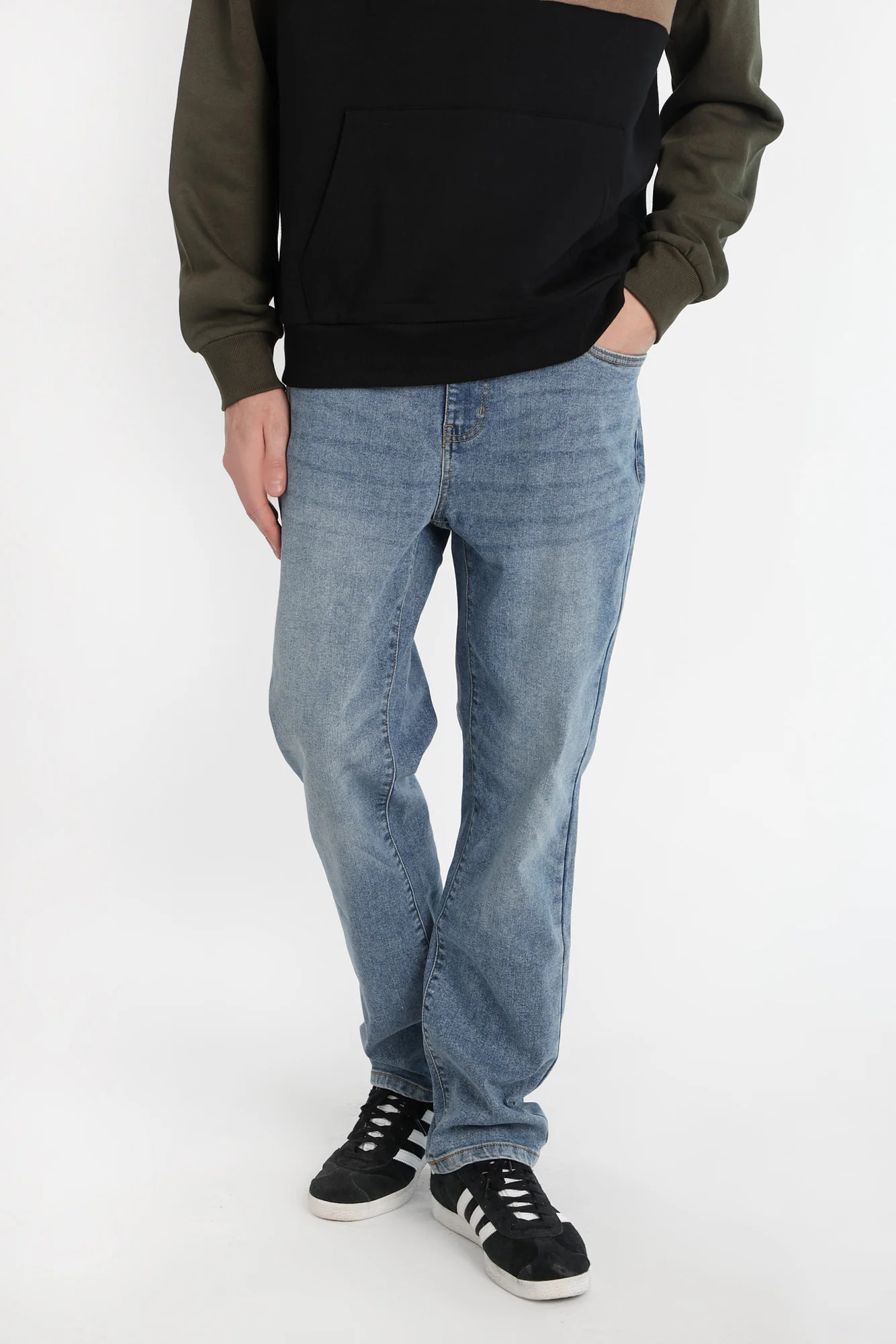 Liam Straight Jeans