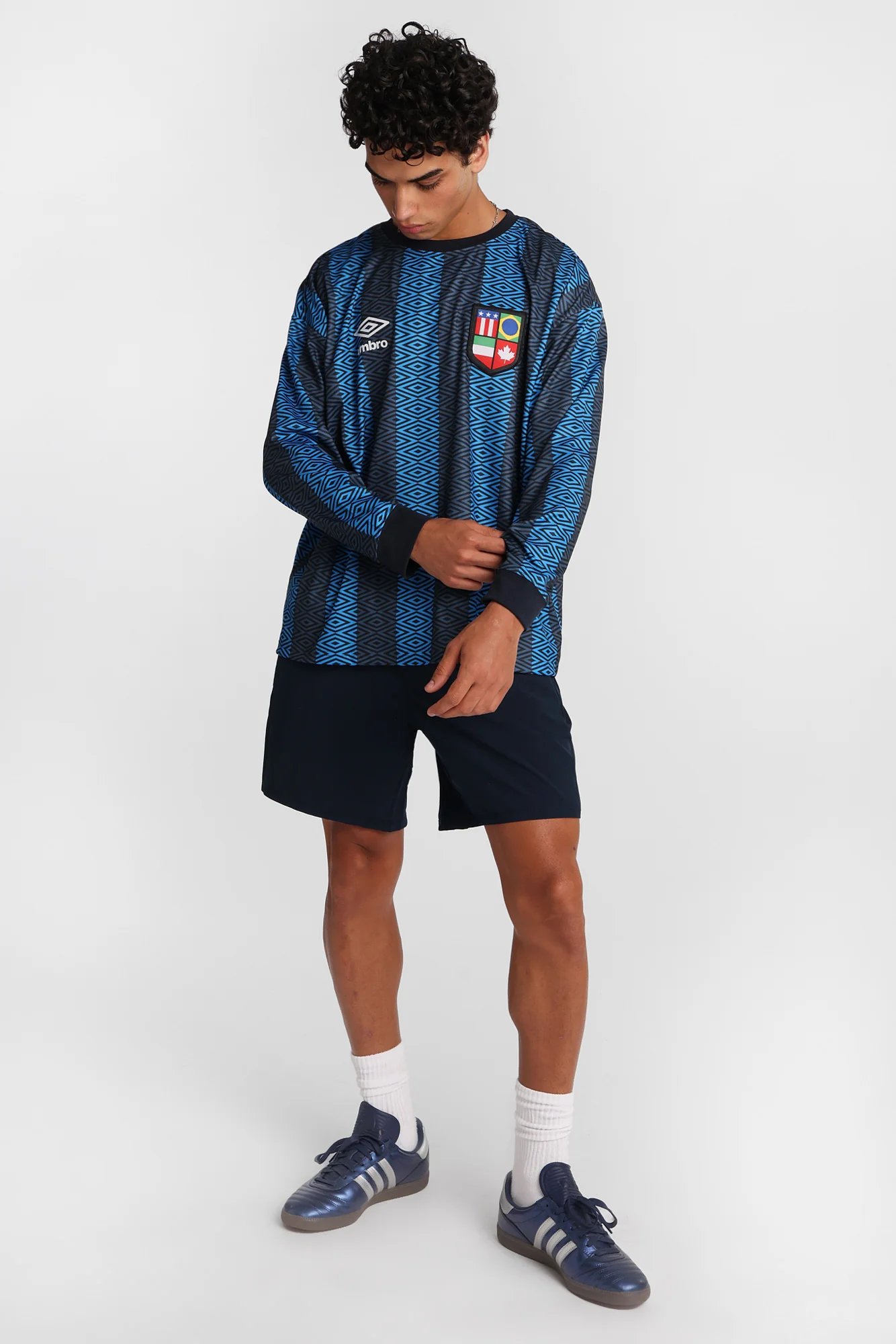 Umbro The World's Game Graphic Long Sleeve Crew Neck Jersey - Image 4