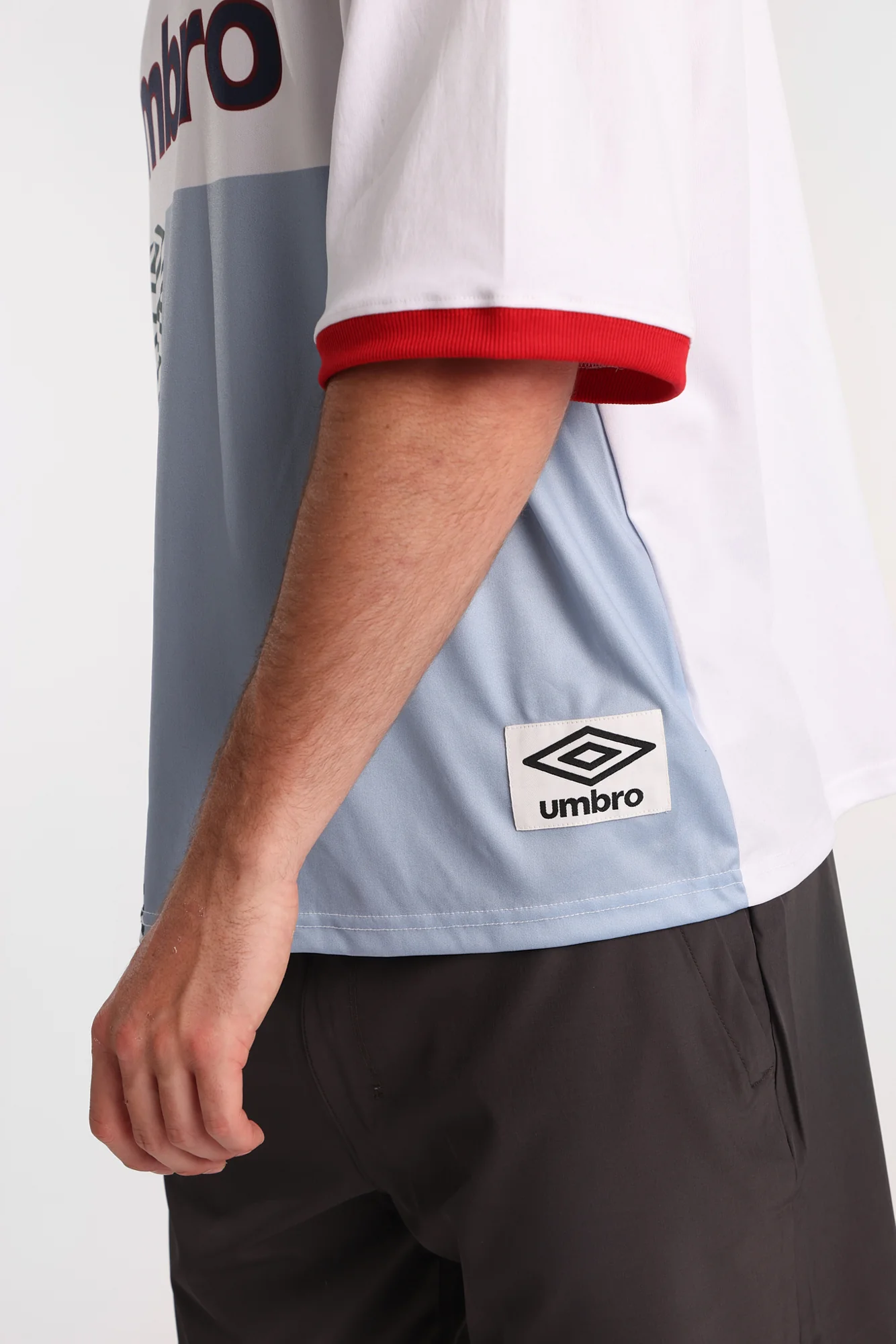 Umbro Large Logo Striped Tee - Image 5
