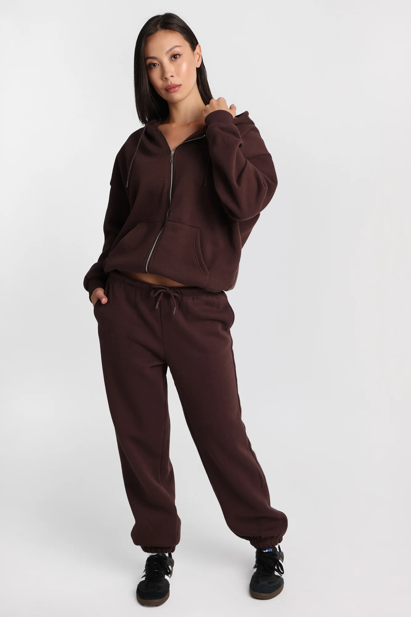 Fleece Drawstring Joggers - Image 12
