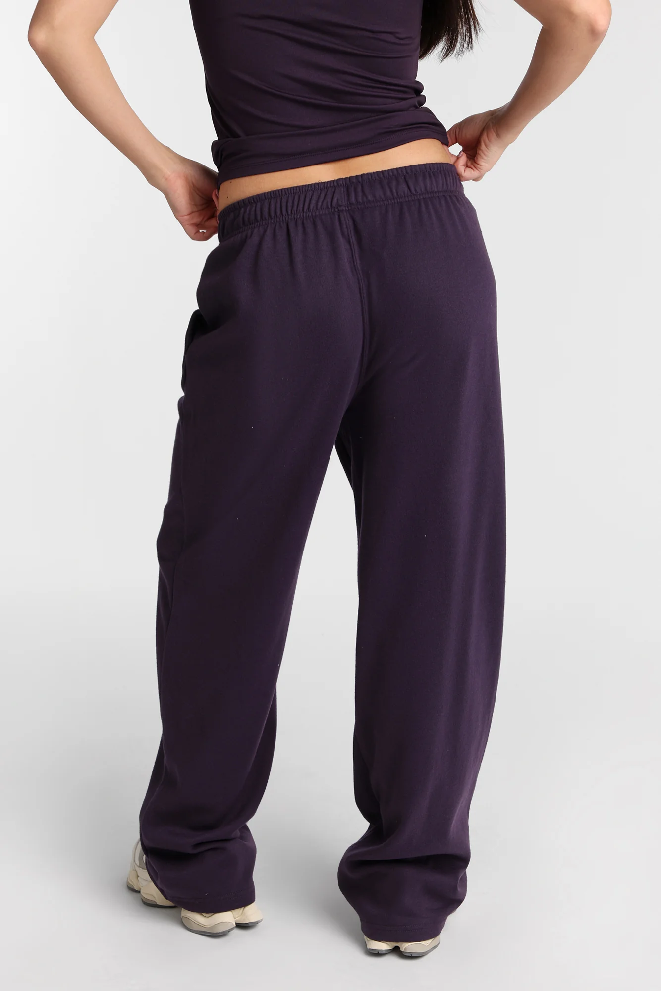Baggy Sweatpants - Image 11