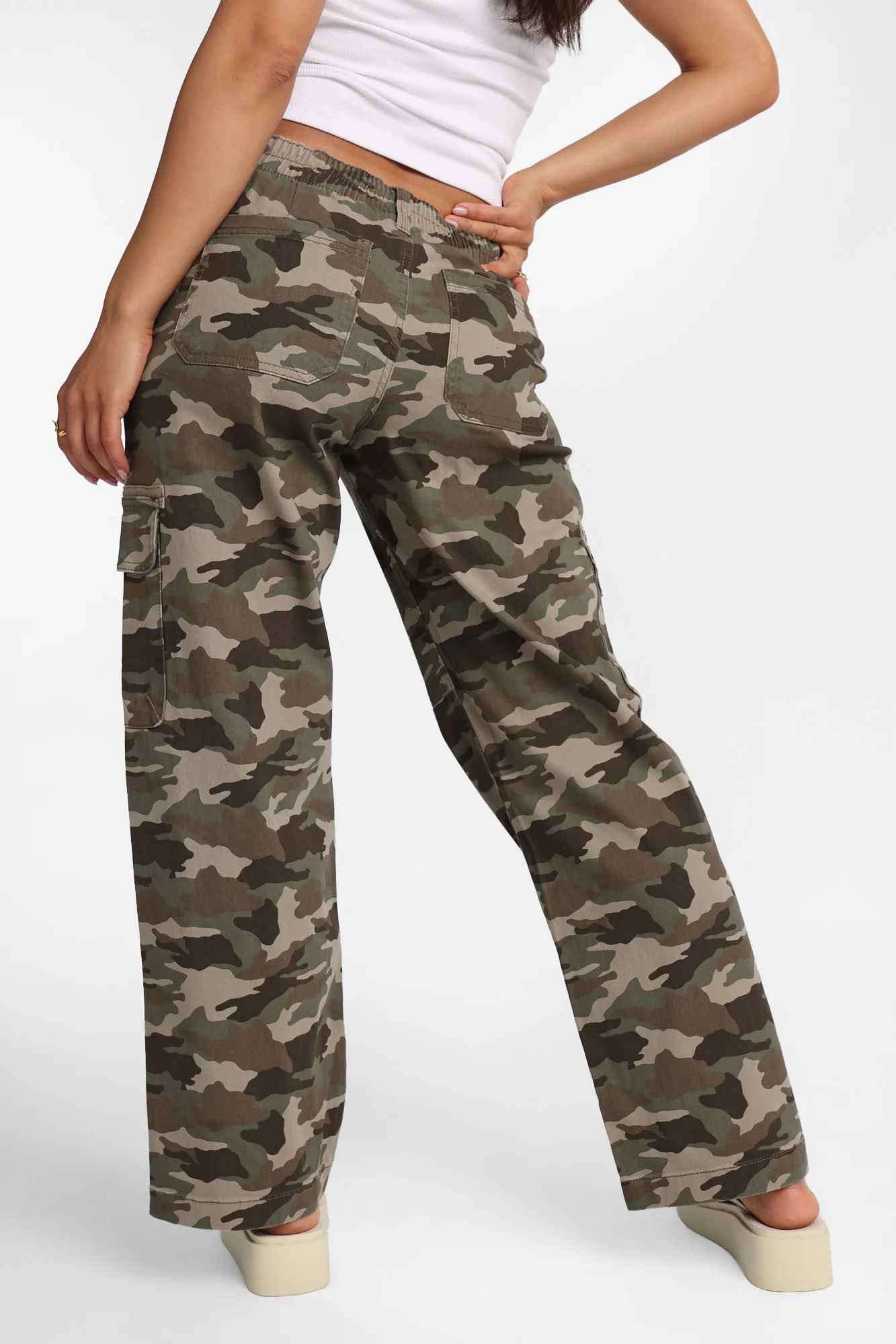 Low Rise Cargo Baggy Twill Pants - Image 11