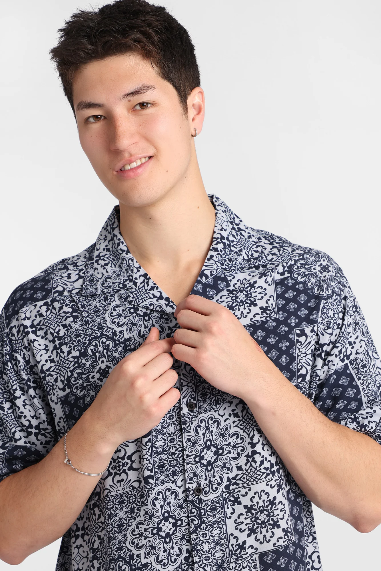 Bandana Print Short Sleeve Shirt - Image 6