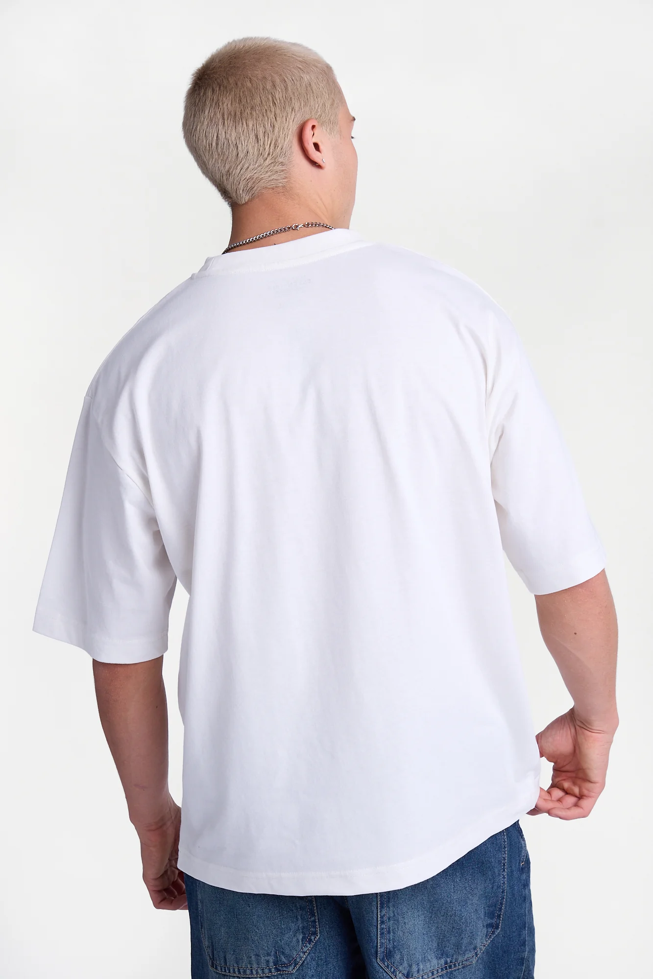 Heavy-Weight Knit Crew Neck Oversized Tee - Image 12