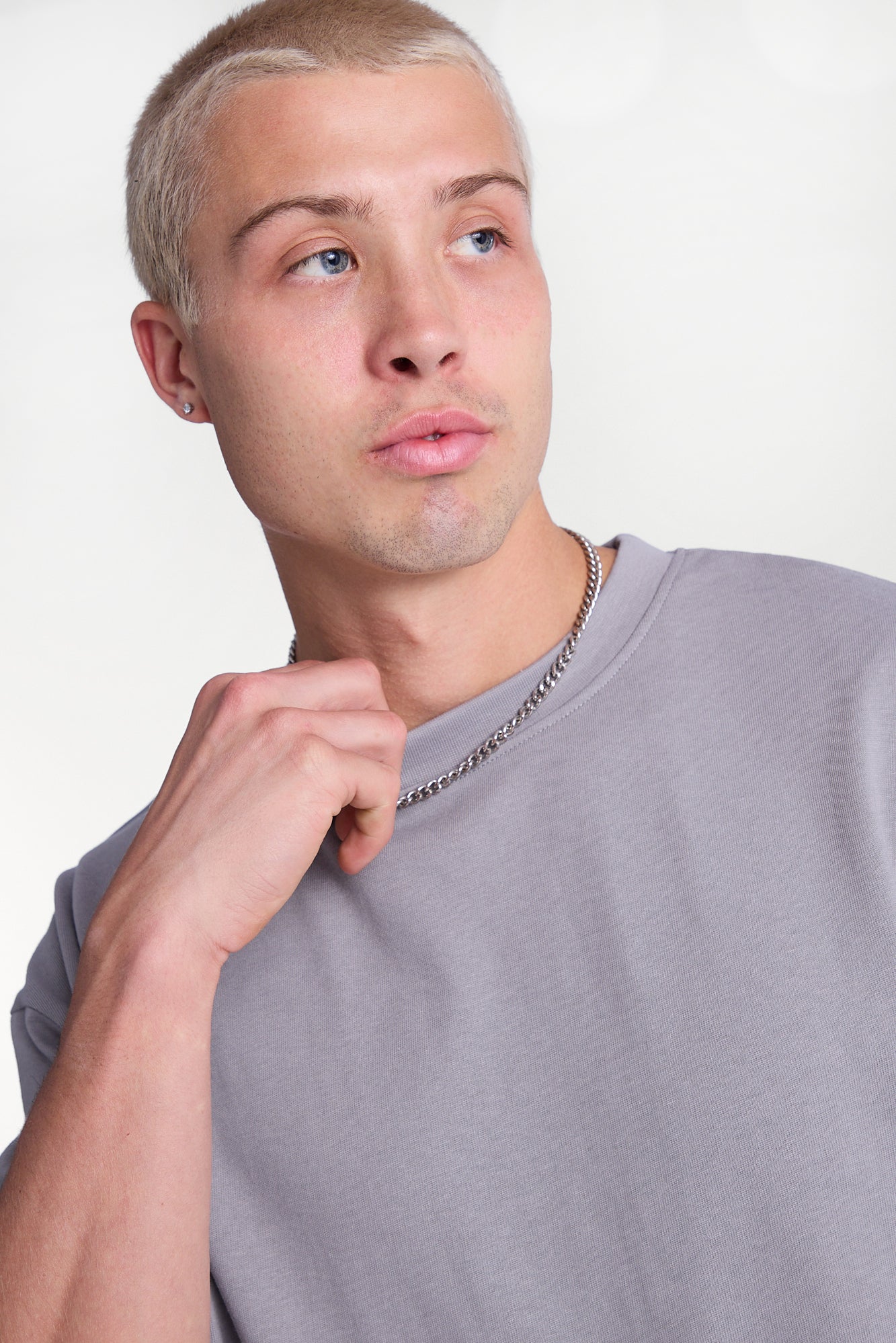 Heavy-Weight Knit Crew Neck Oversized Tee - Image 7