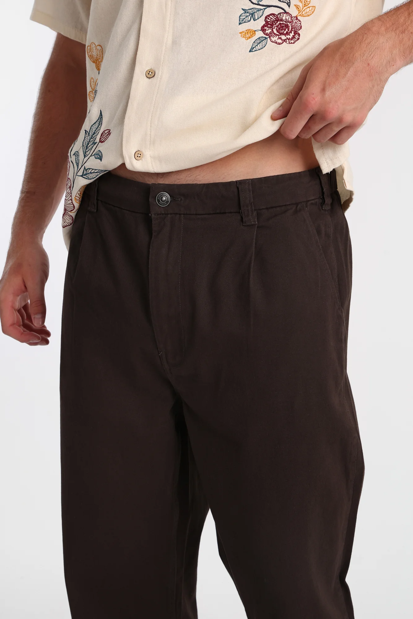 Loose Twill Pleated Pants - Image 7