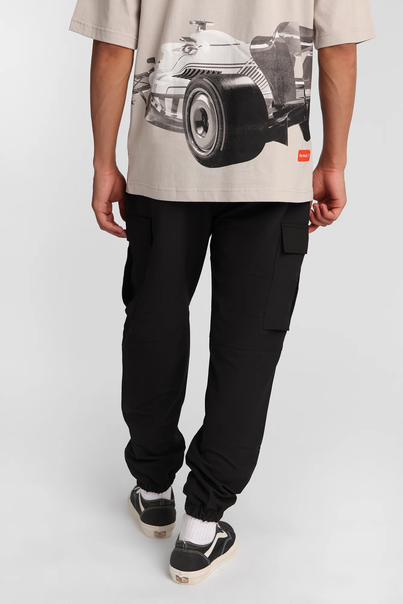 Traveler Jogger - Image 4