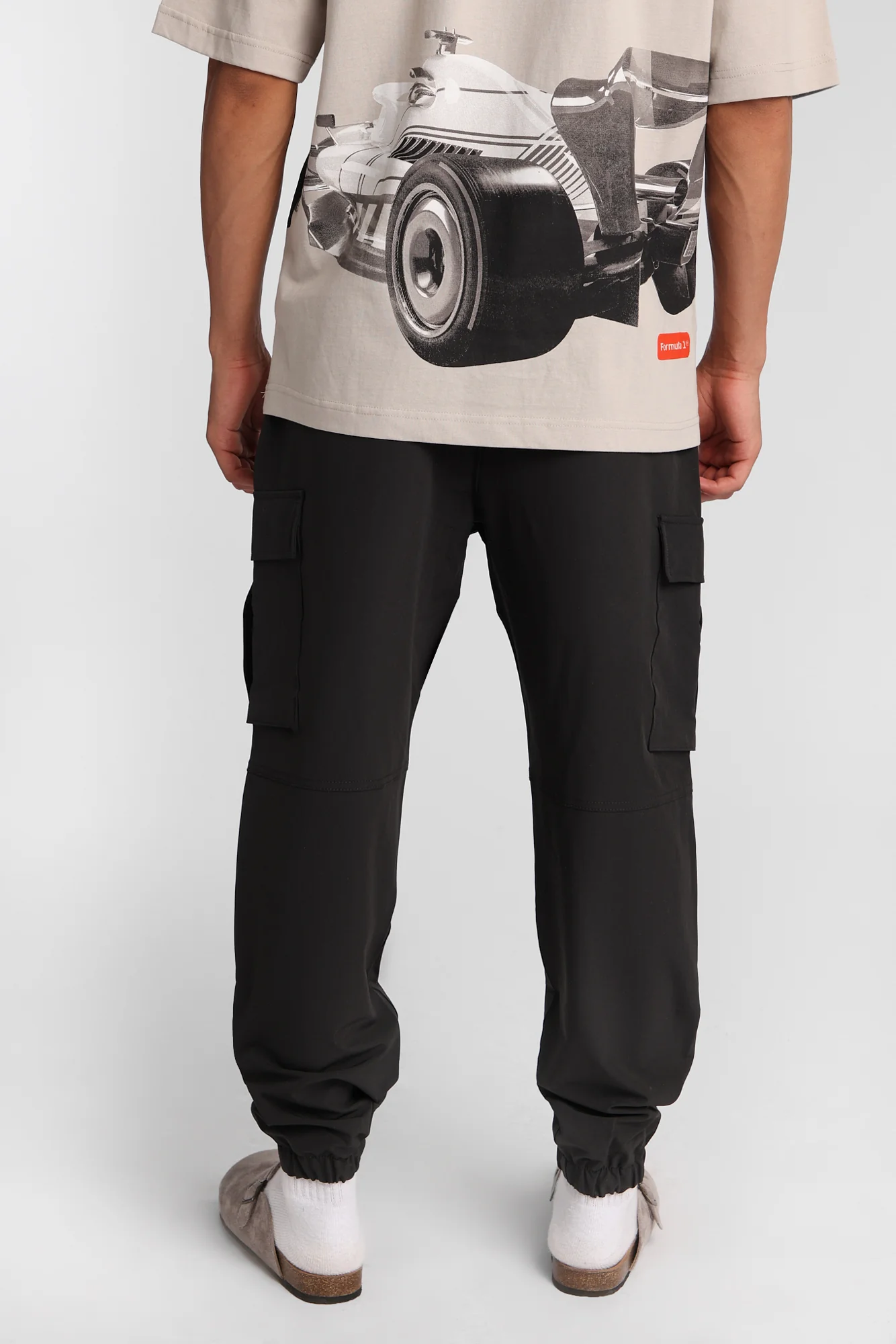 Traveler Jogger - Image 9