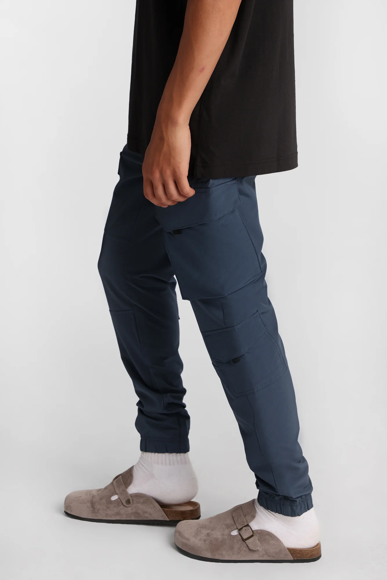 Traveler Cargo Jogger - Image 15
