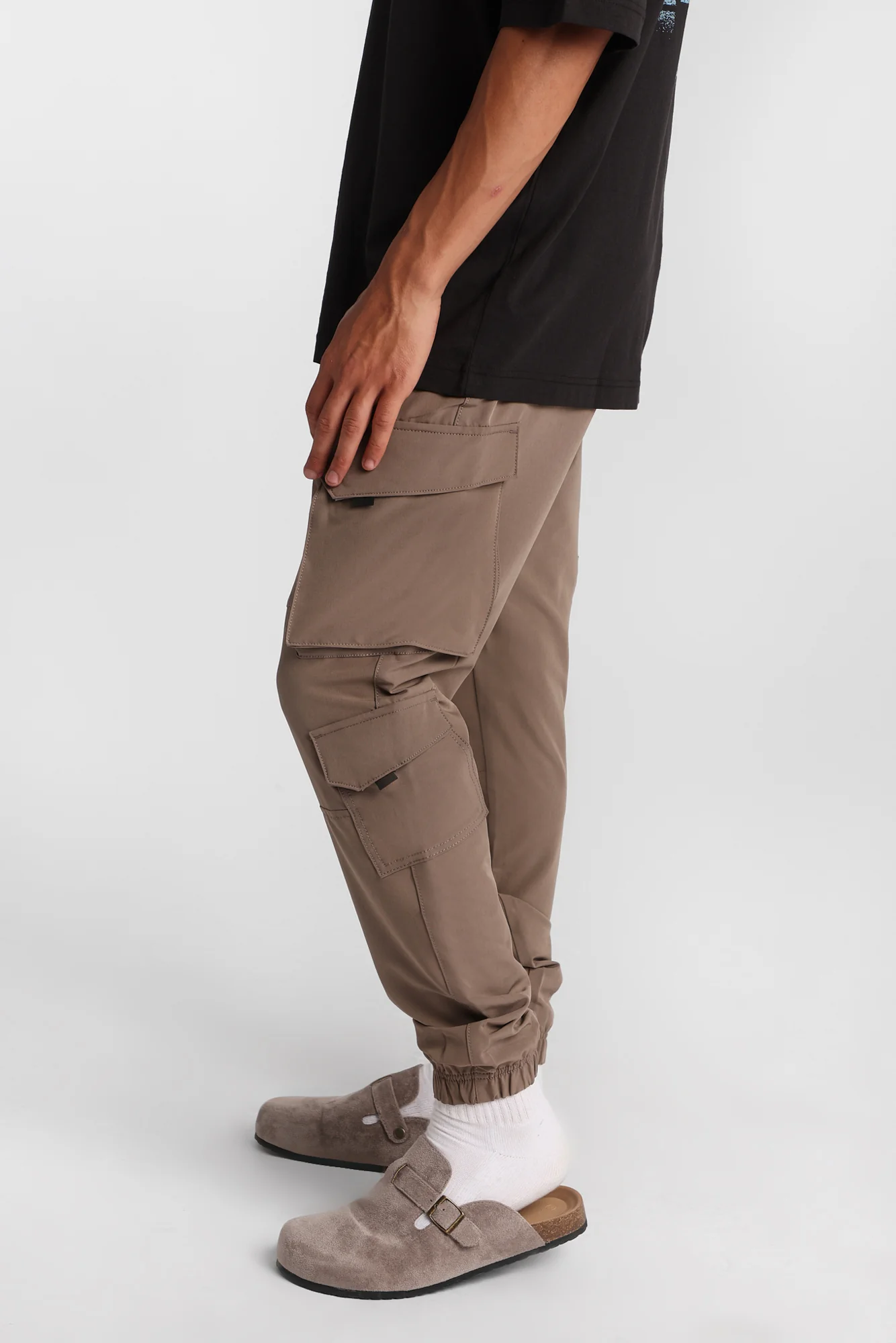 Traveler Cargo Jogger - Image 21