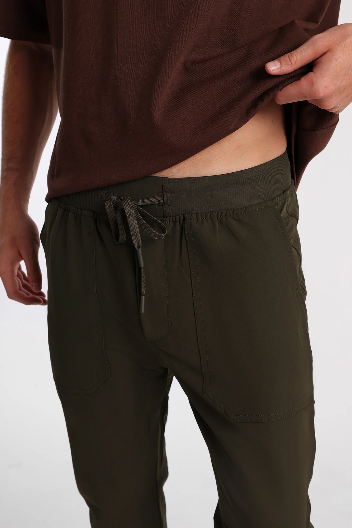 Traveler Joggers - Image 14