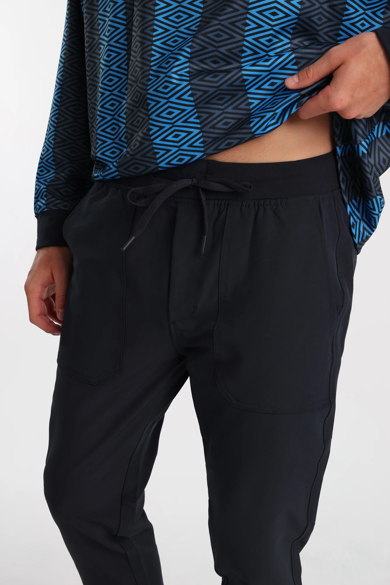 Traveler Joggers - Image 18