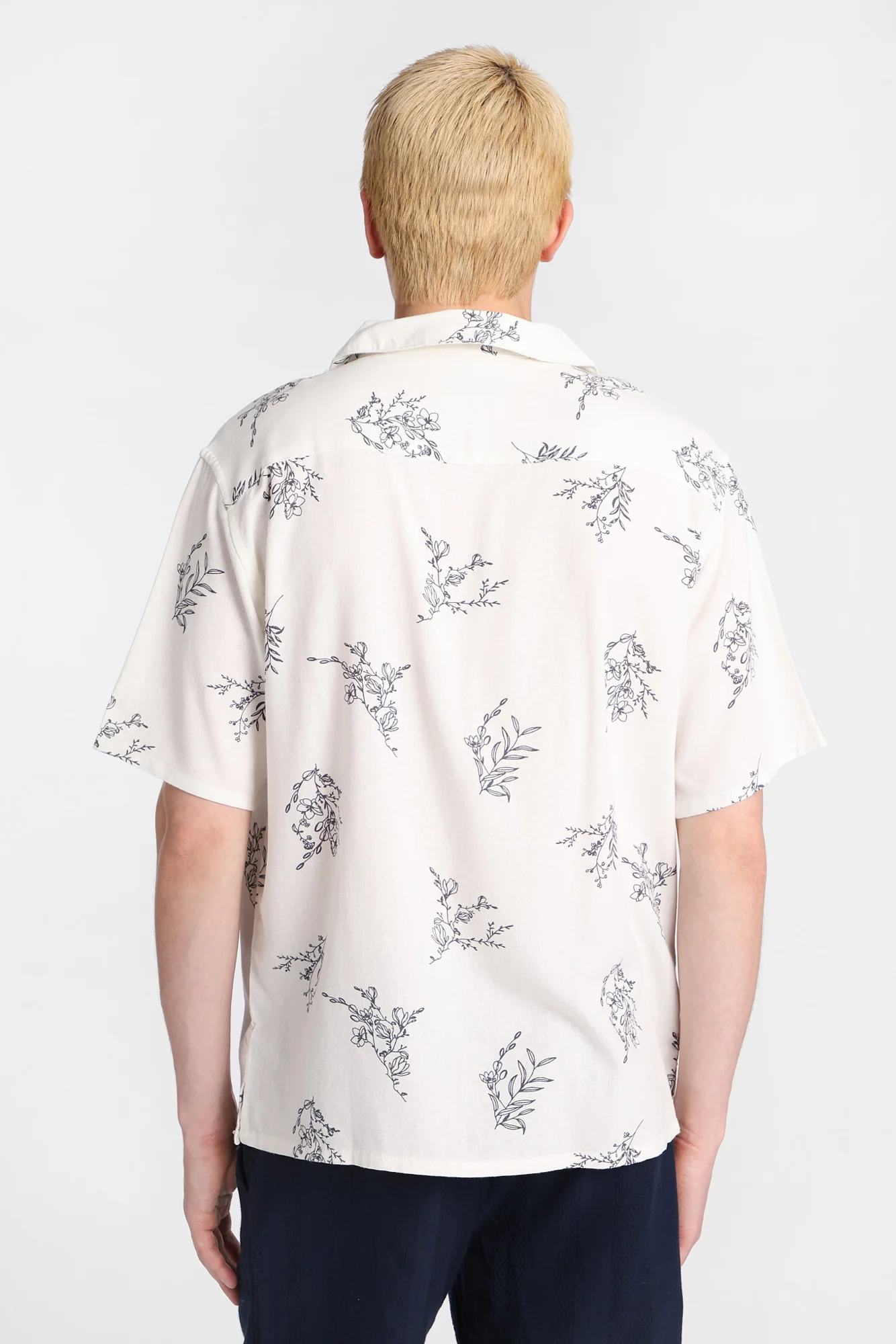 Floral Print Short Sleeve Shirt - Image 4