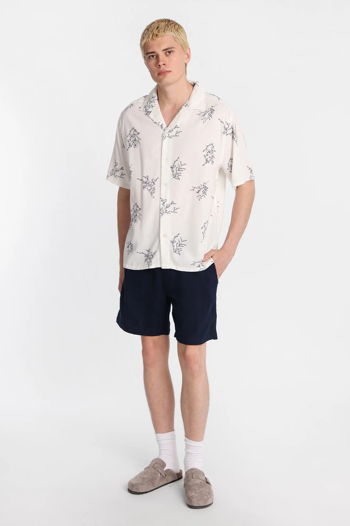 Floral Print Short Sleeve Shirt - Image 5