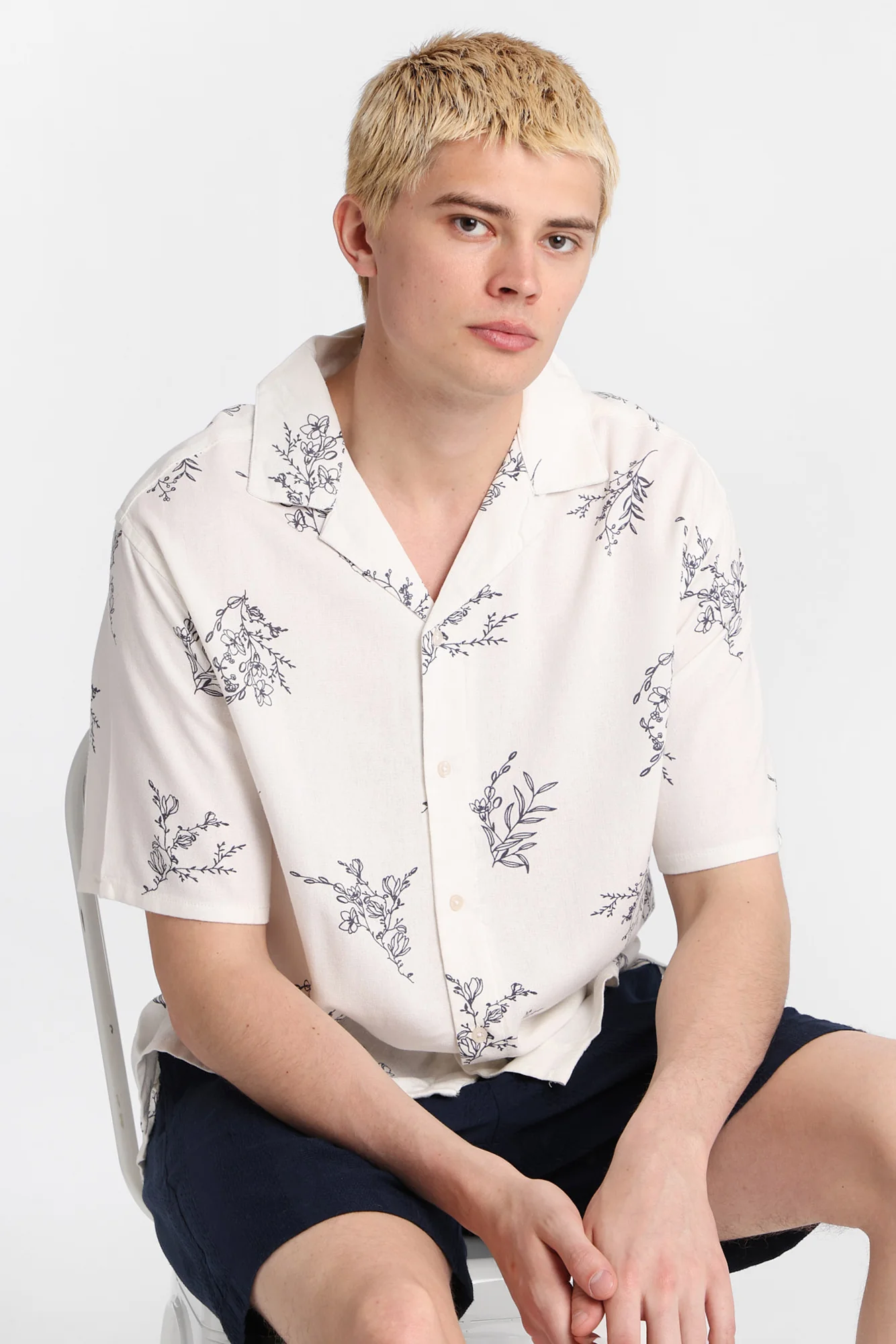 Floral Print Short Sleeve Shirt - Image 6