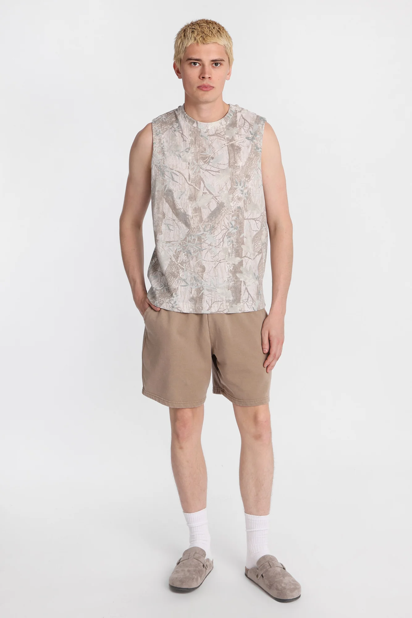 North Western Washed Fleece Shorts - Image 12