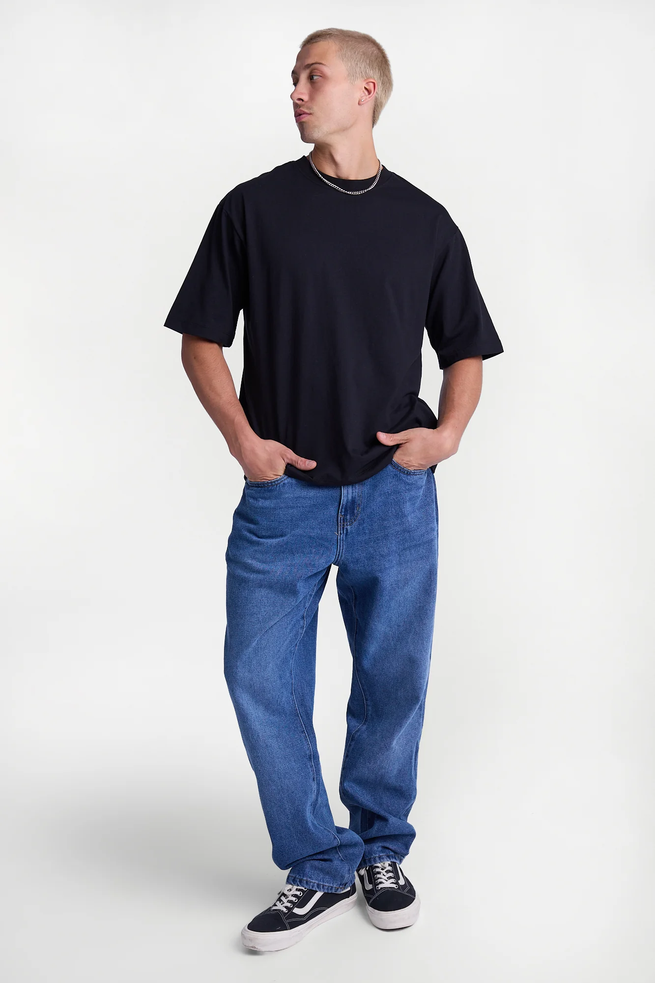 Jake Loose Jeans - Image 4