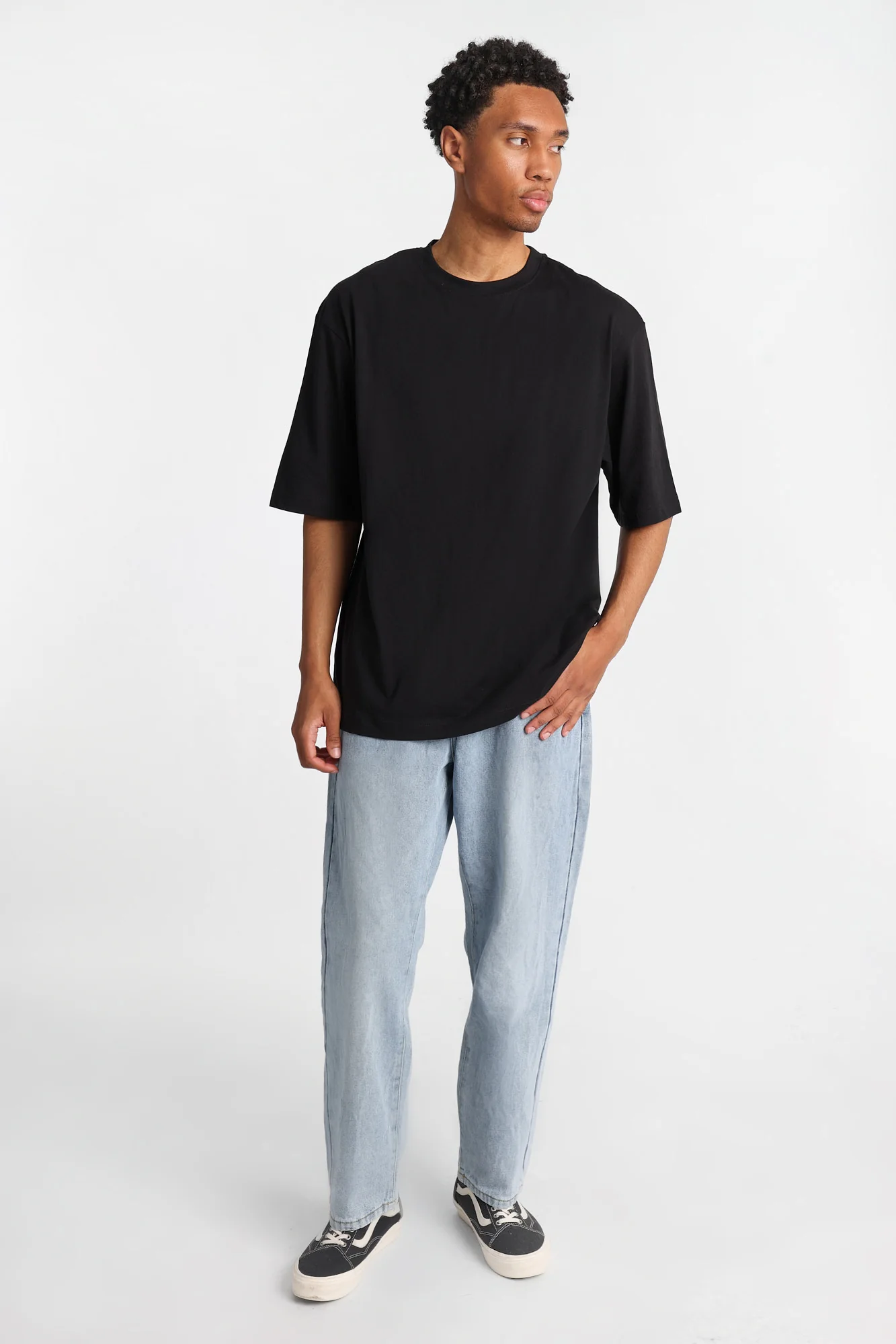 Jake Loose Jeans - Image 4
