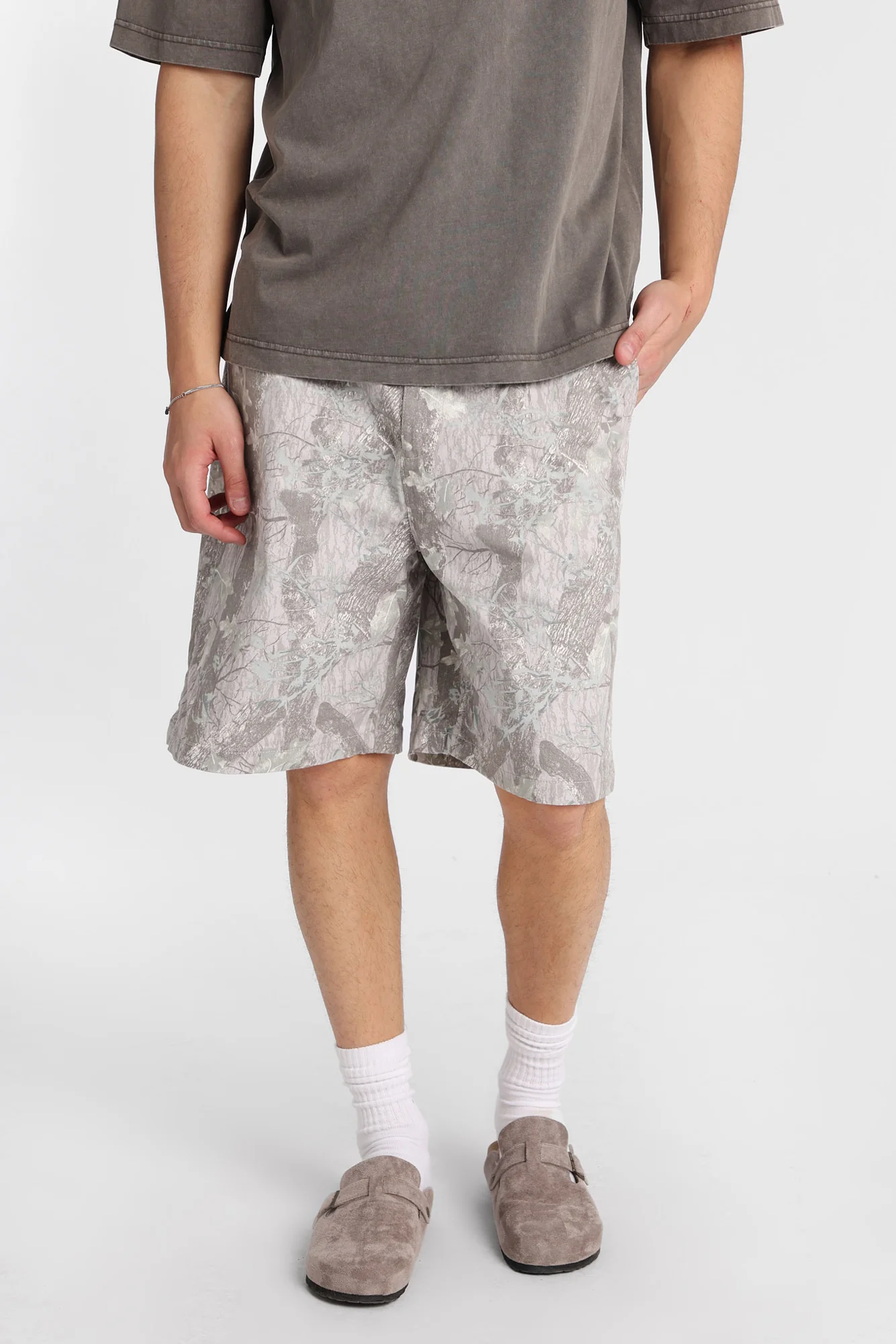 Loose Twill Shorts - Image 13
