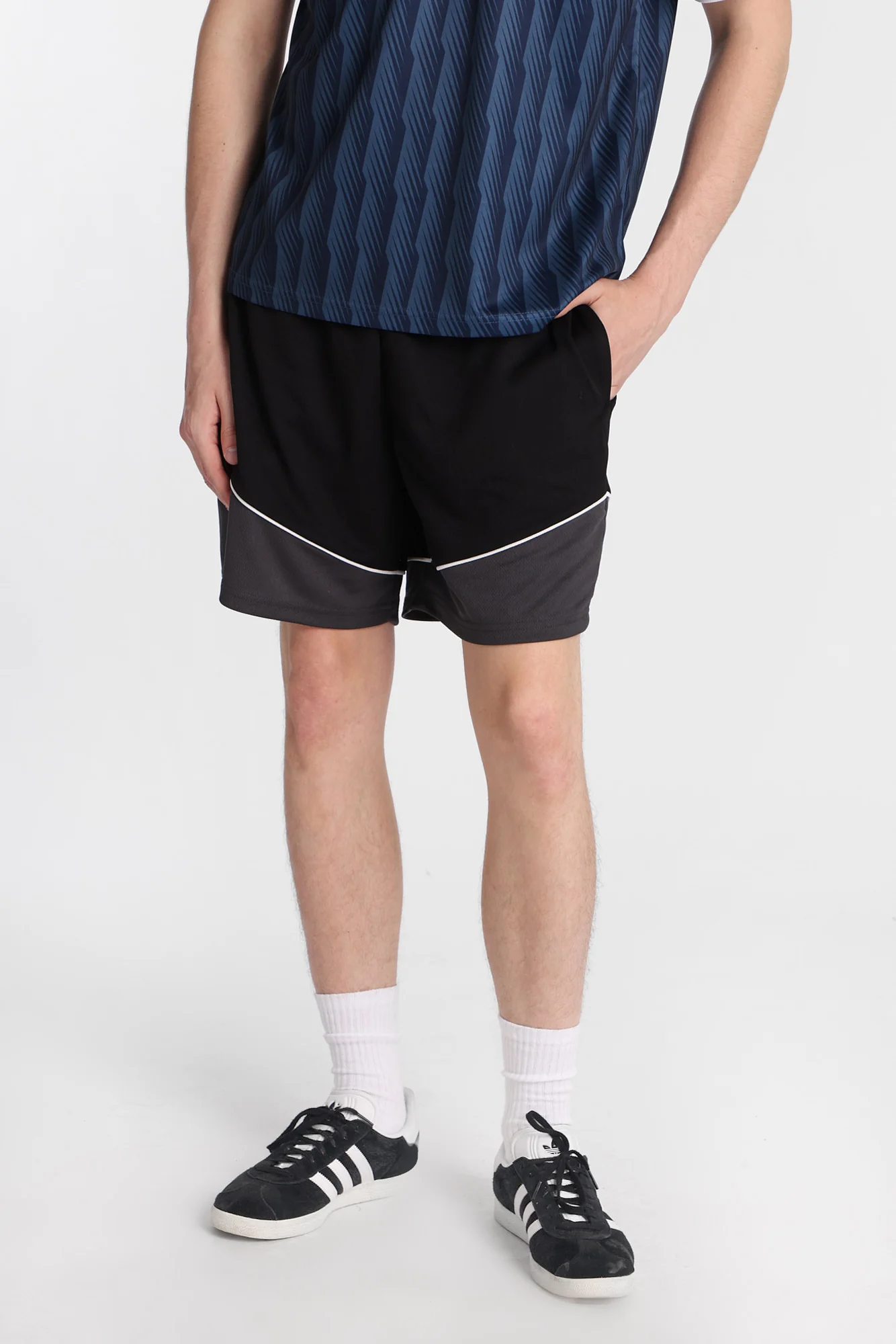 AERO Colour Block Mesh Shorts - Image 2
