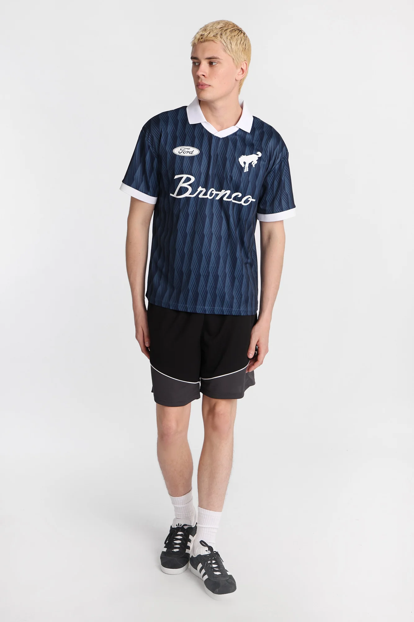 AERO Colour Block Mesh Shorts - Image 5