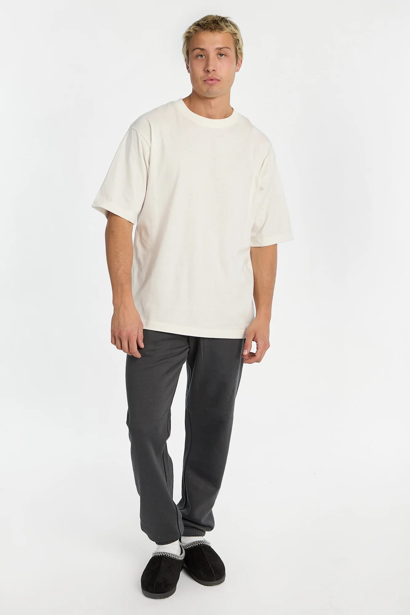 AERO Embroidered Sweatpants - Image 16