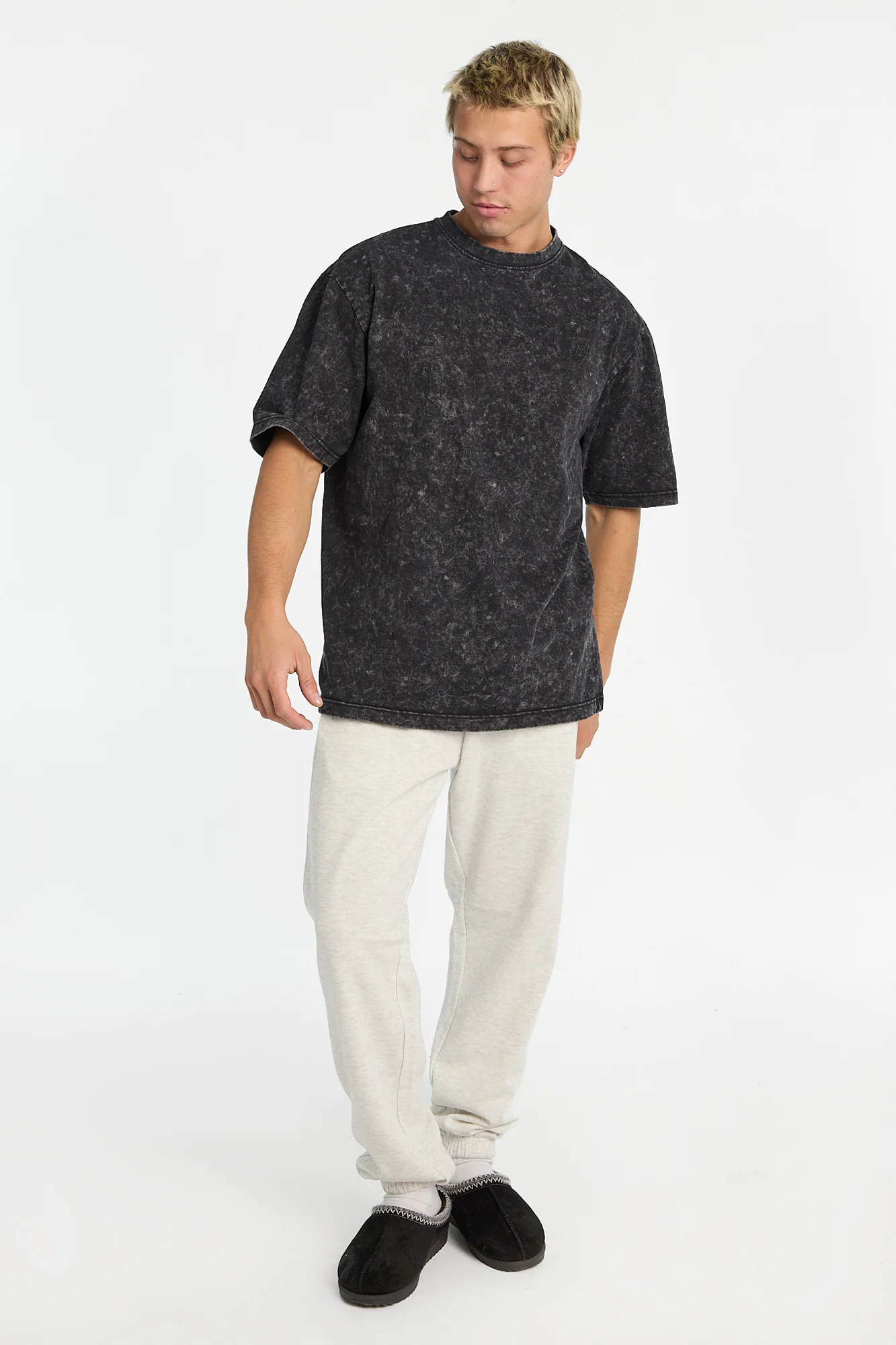 AERO Embroidered Sweatpants - Image 4