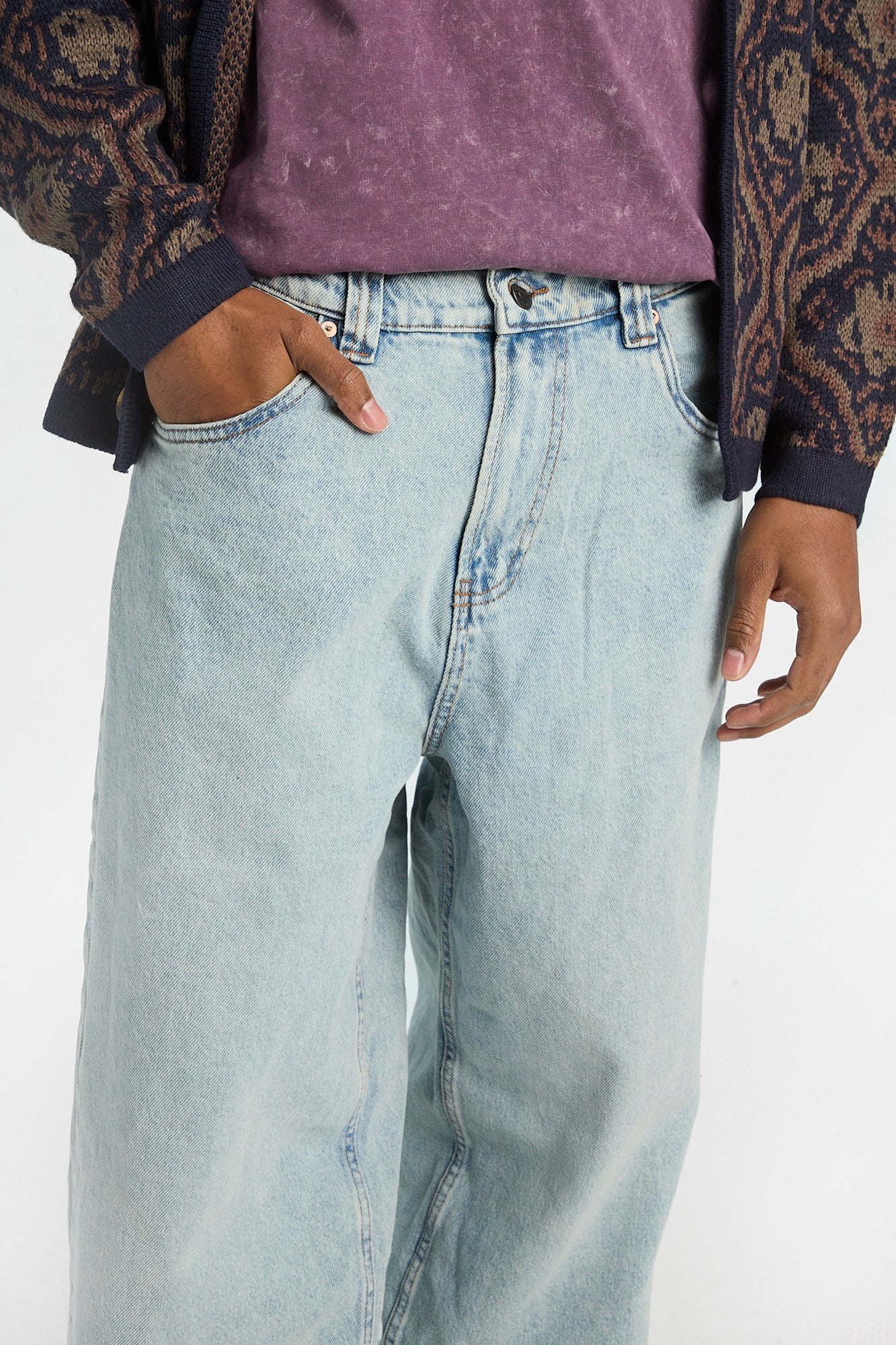 AERO Baggy Skater Jeans - Image 2