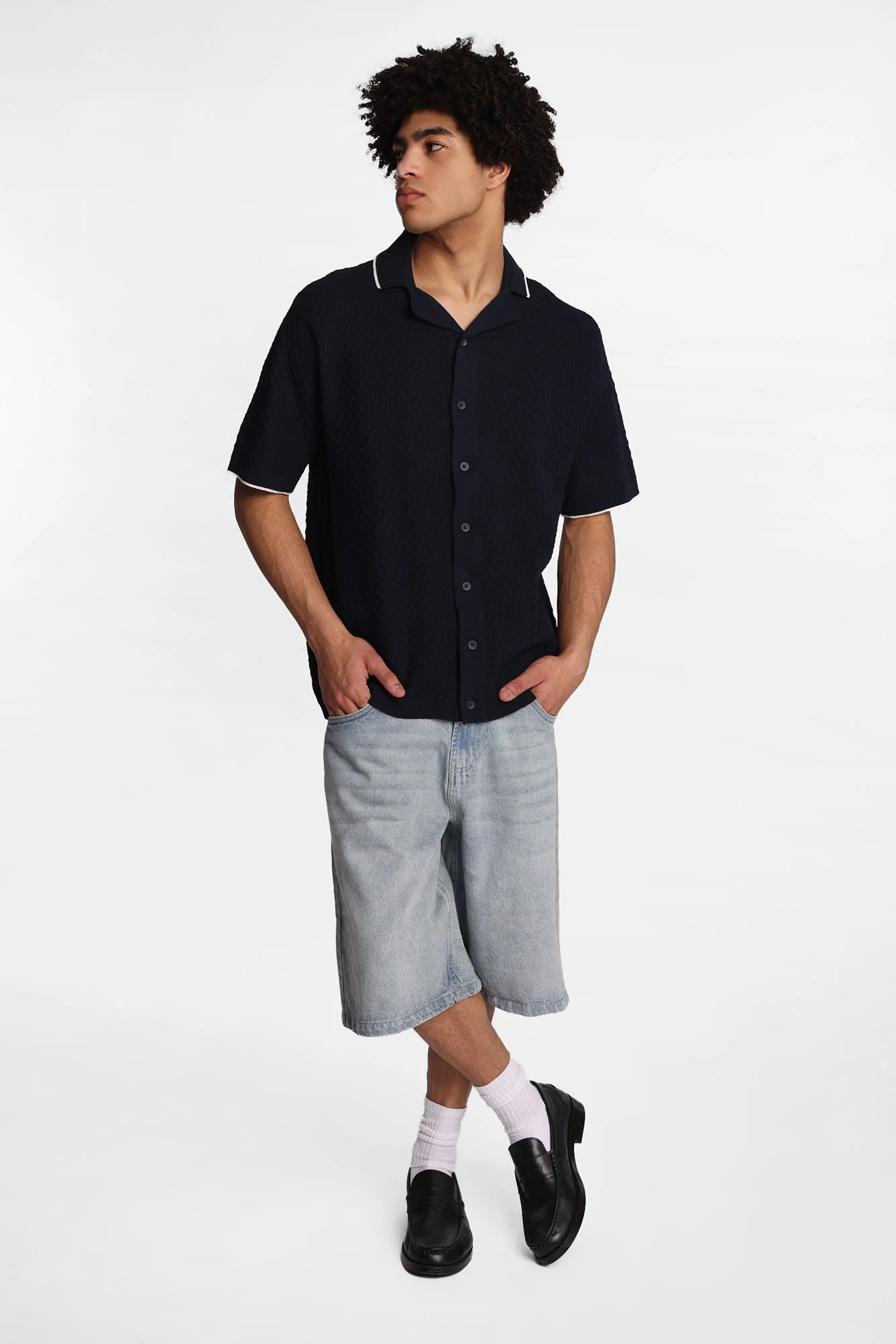 AERO Diamond Knit Short Sleeve Button-Up Shirt - Image 12