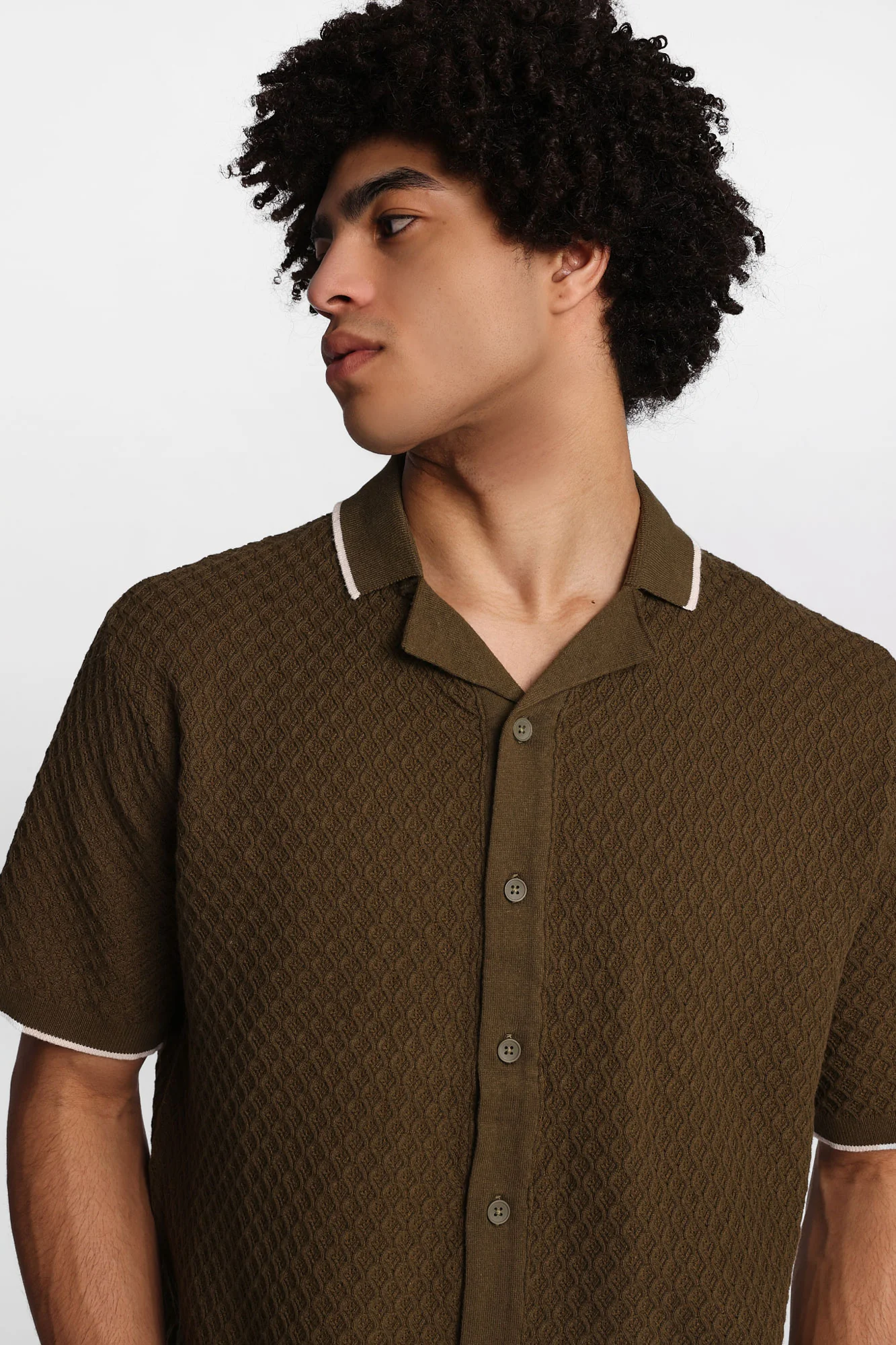 AERO Diamond Knit Short Sleeve Button-Up Shirt - Image 6