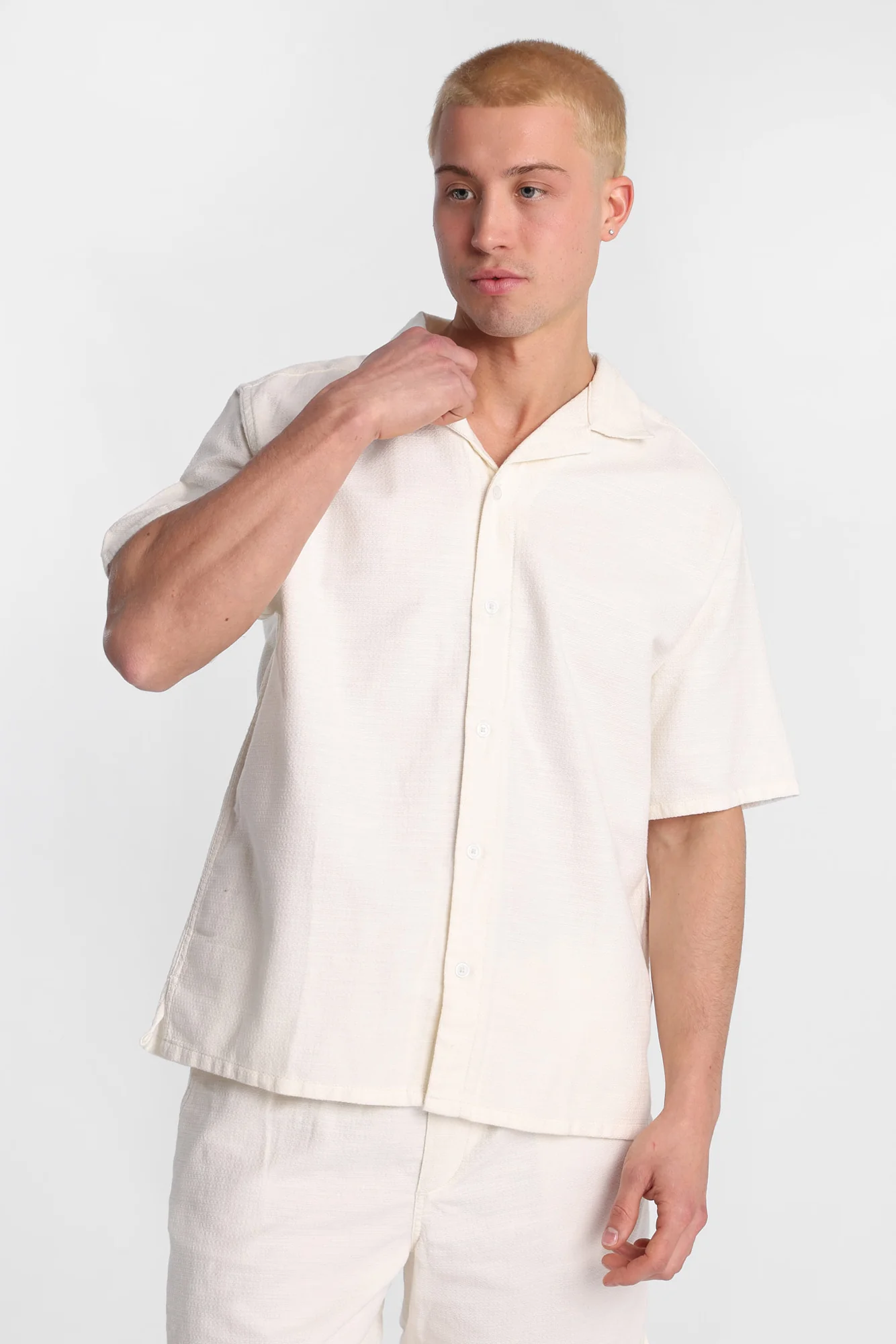AERO Textured Chevron Short Sleeve Button-Up Shirt - Image 6