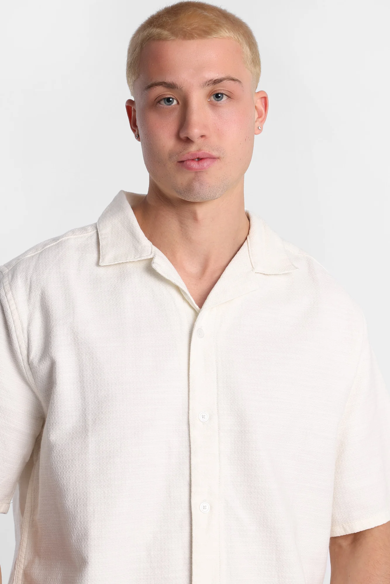 AERO Textured Chevron Short Sleeve Button-Up Shirt - Image 7